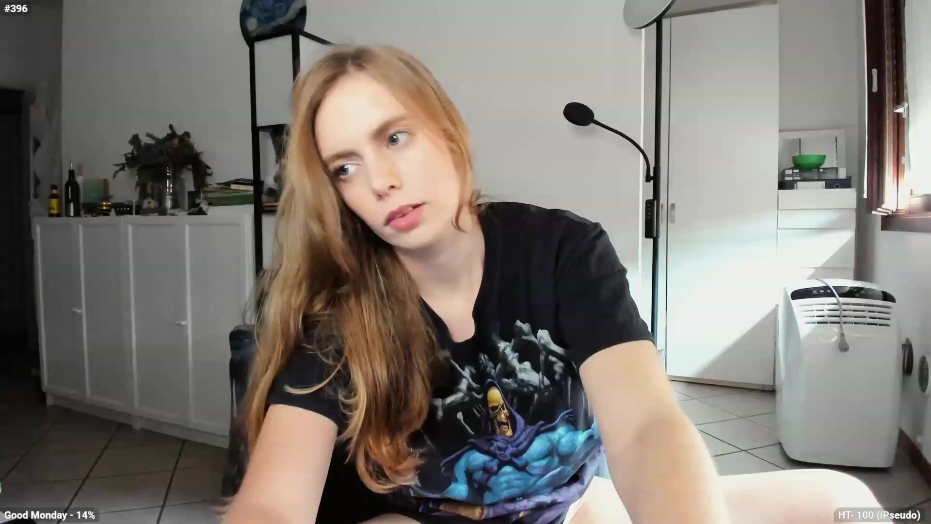 Gallery image thumbnail from Personage's myfreecams stream on, 10/16/2023, 13:45 image 13 of 20