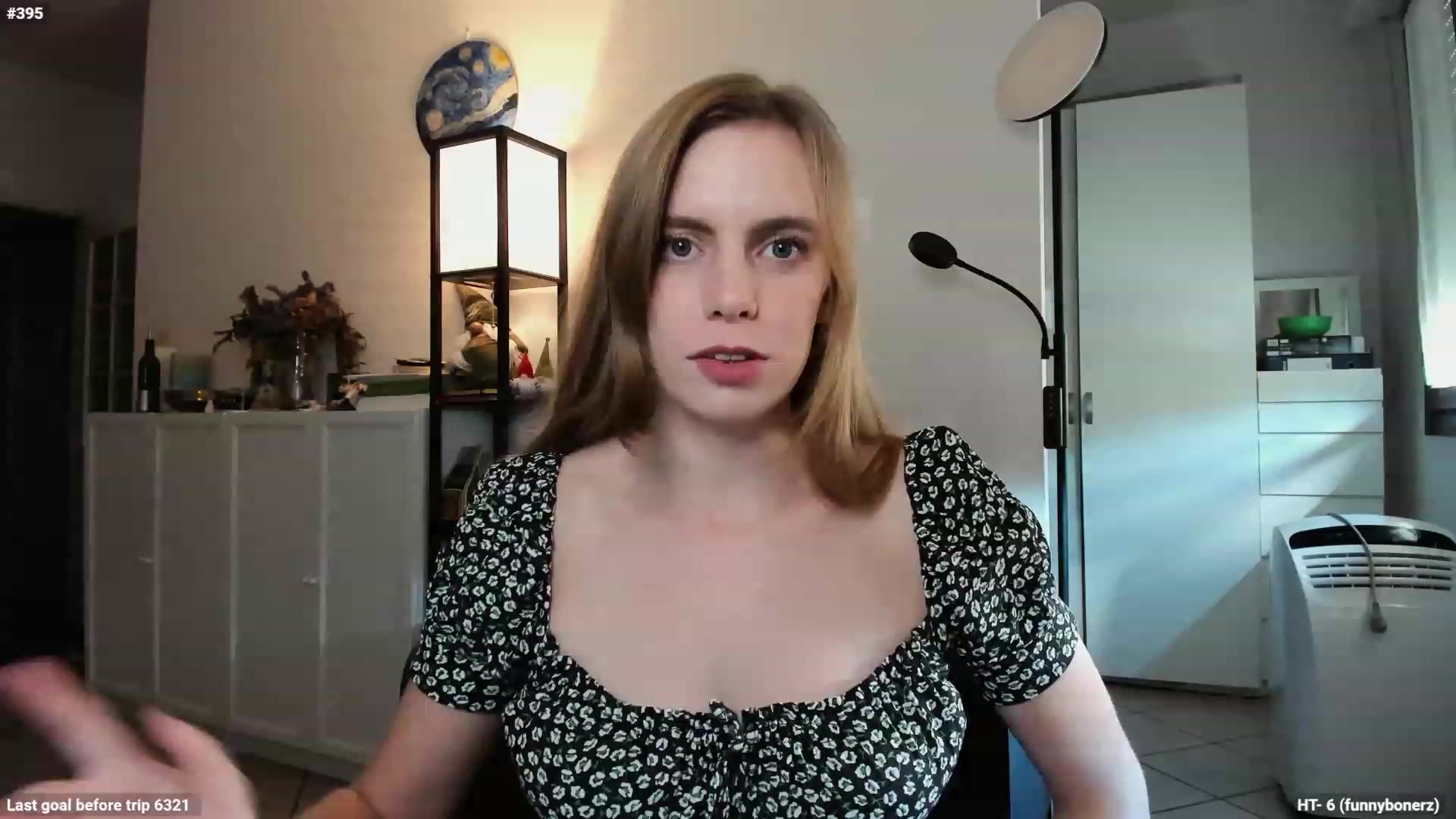 Gallery image thumbnail from Personage's myfreecams stream on, 10/17/2023, 13:01 image 3 of 20