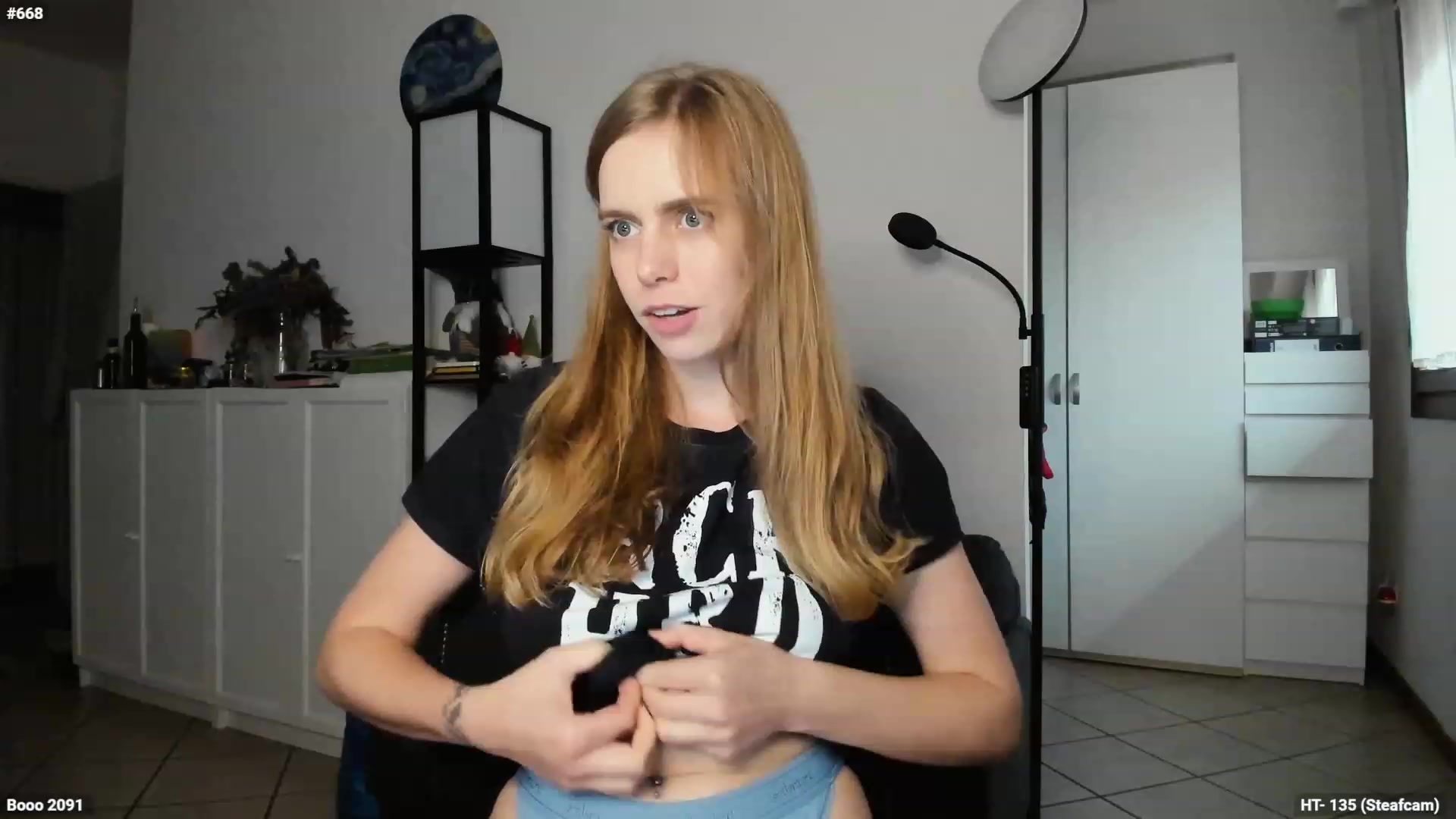 Gallery image thumbnail from Personage's myfreecams stream on, 10/30/2023, 15:41 image 4 of 20