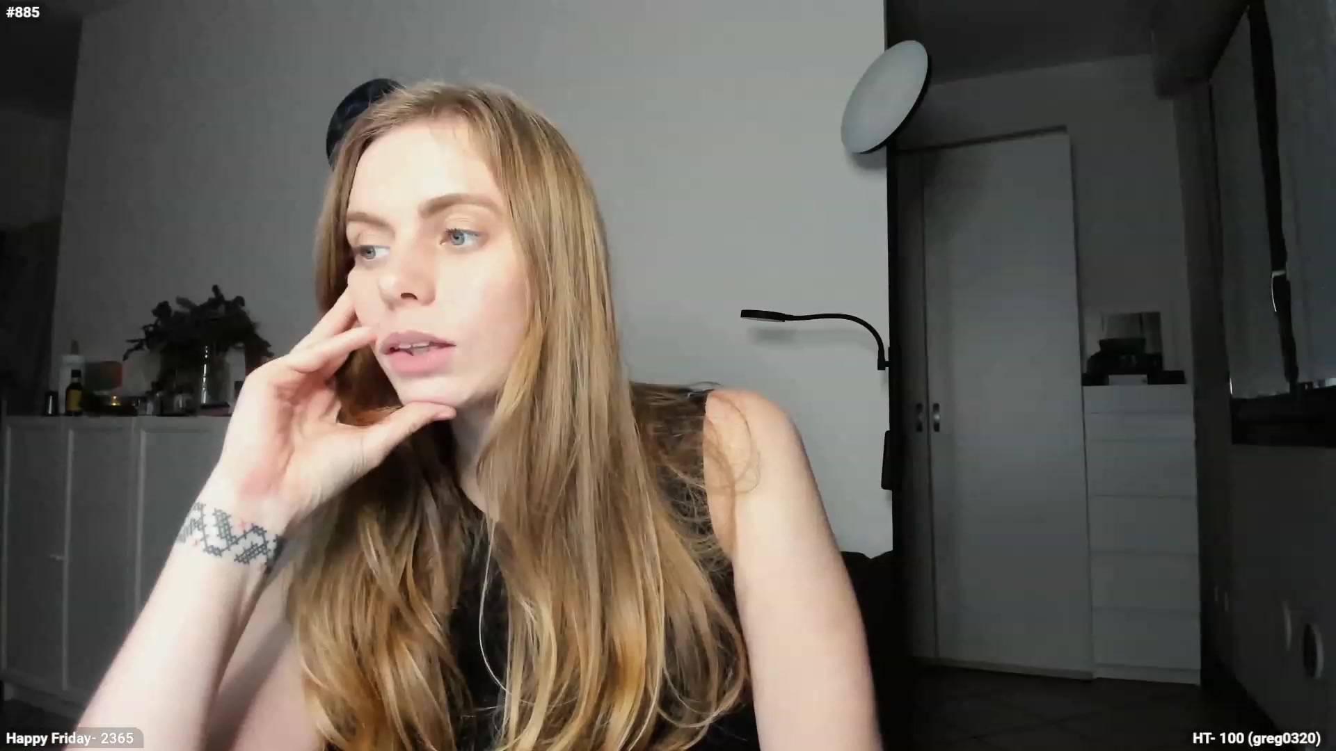 Gallery image thumbnail from Personage's myfreecams stream on, 11/17/2023, 16:10 image 18 of 20