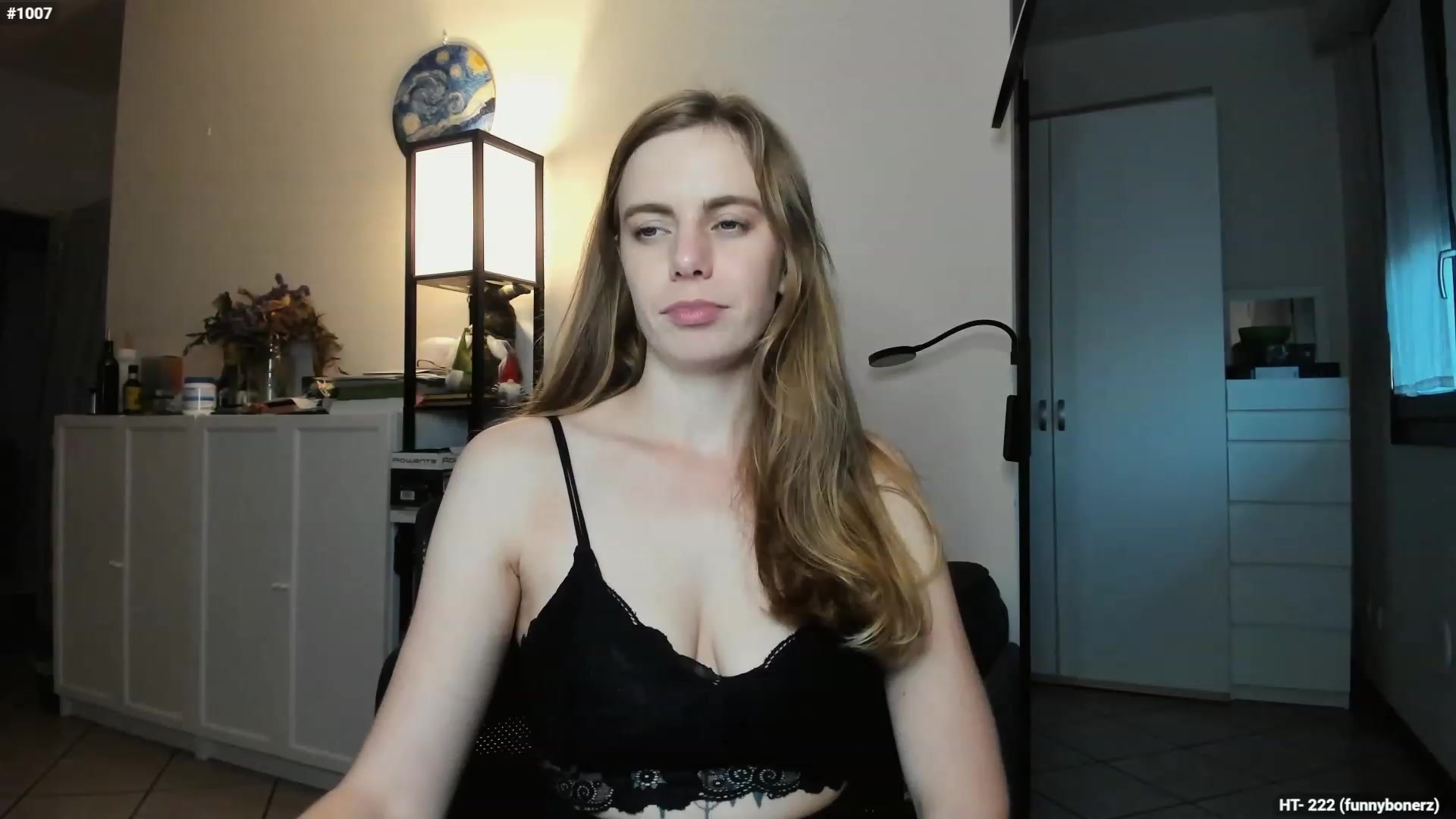 Gallery image thumbnail from Personage's myfreecams stream on, 11/20/2023, 15:58 image 11 of 20