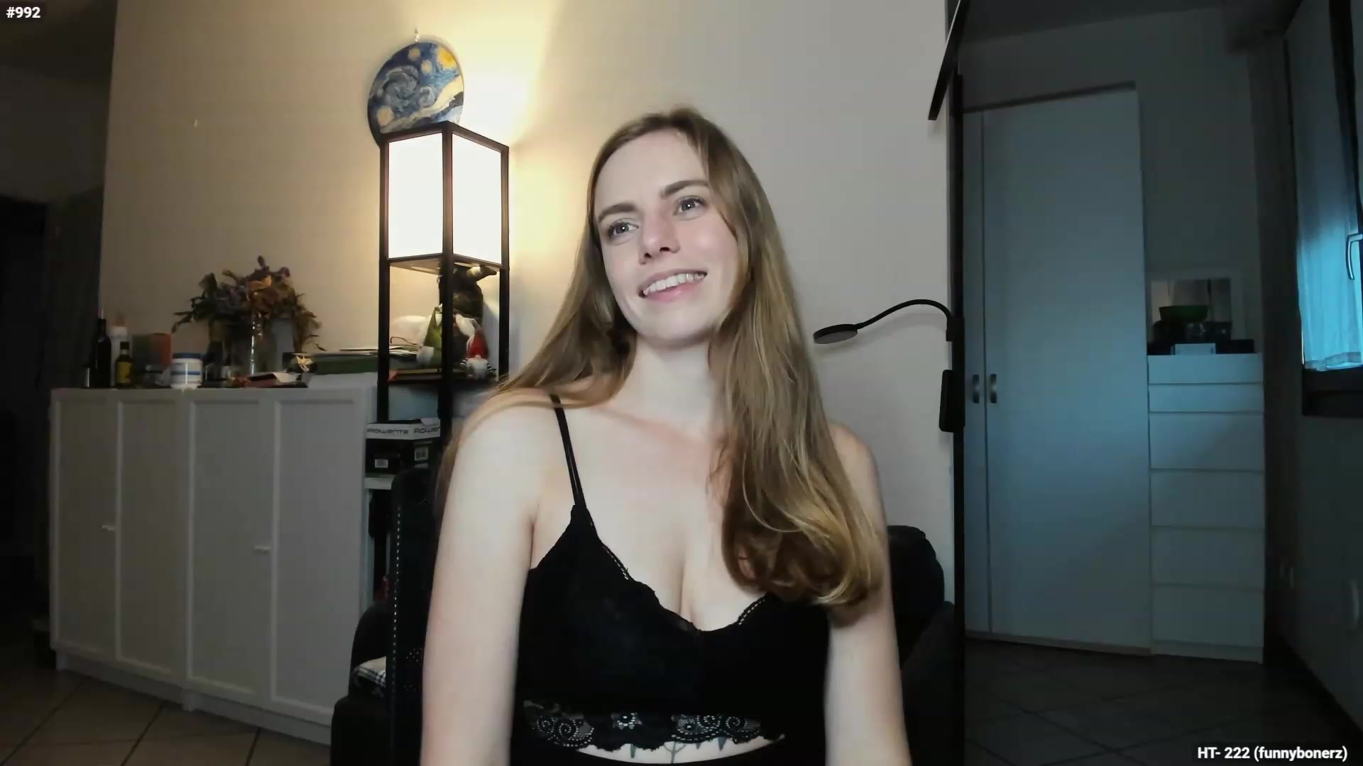 Gallery image thumbnail from Personage's myfreecams stream on, 11/20/2023, 15:58 image 12 of 20
