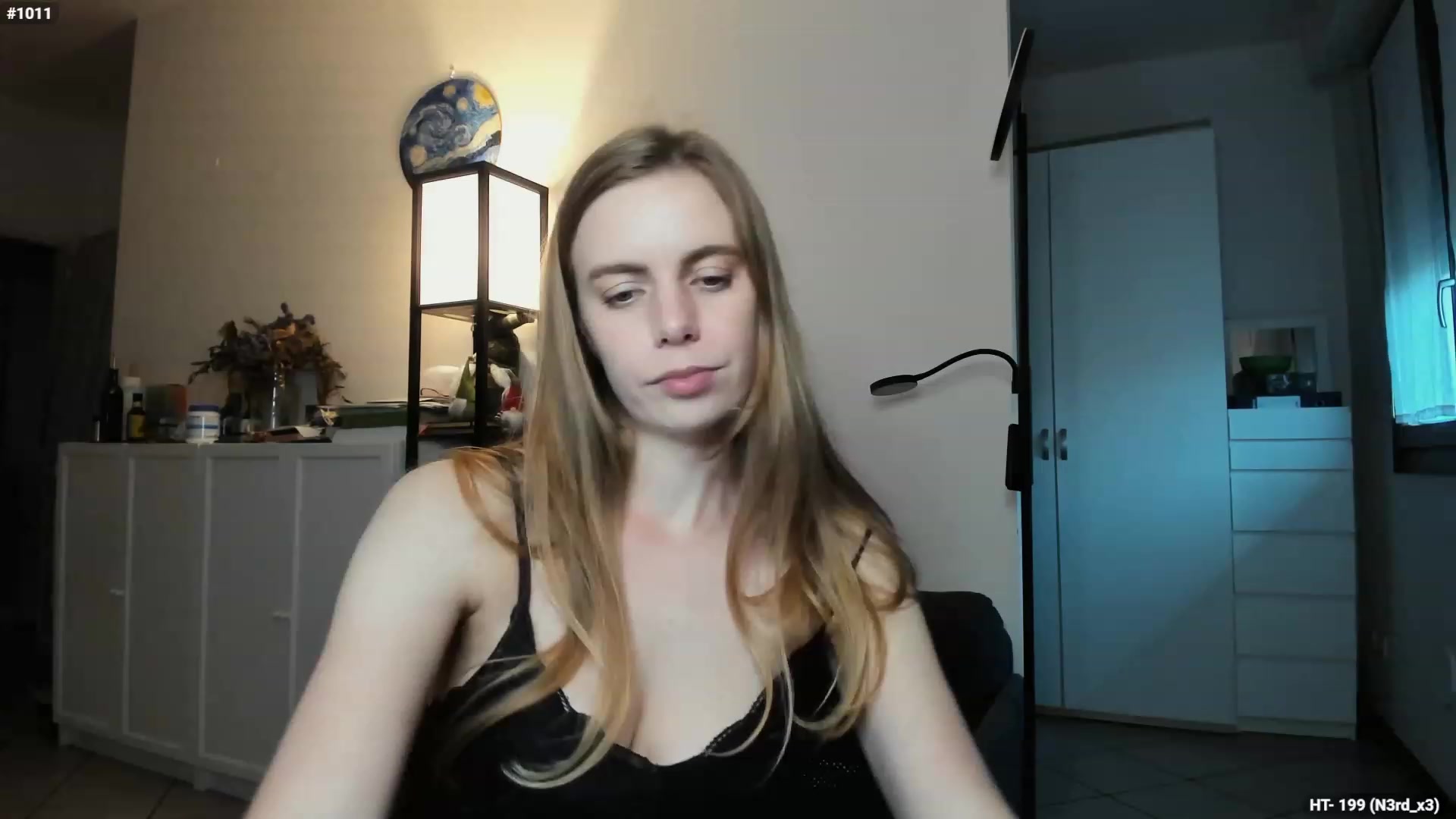 Gallery image thumbnail from Personage's myfreecams stream on, 11/20/2023, 15:58 image 3 of 20