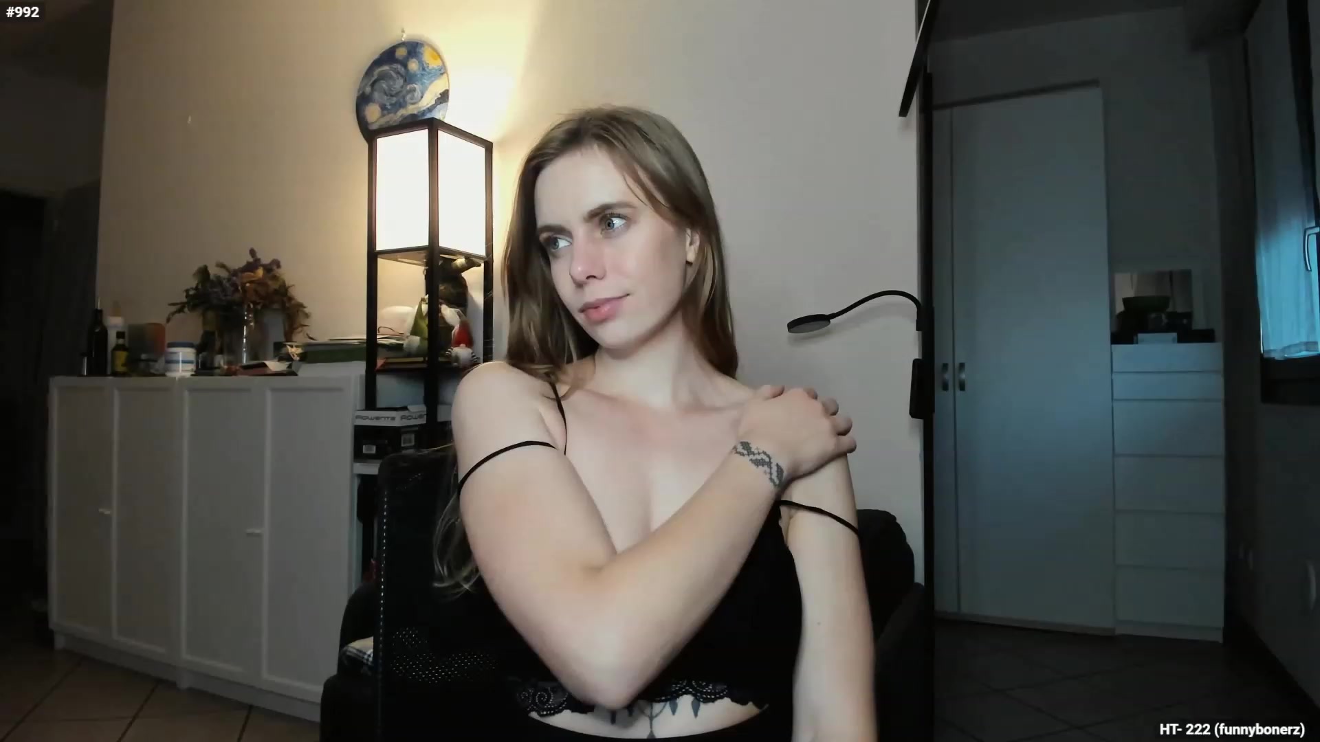 Gallery image thumbnail from Personage's myfreecams stream on, 11/20/2023, 15:58 image 16 of 20