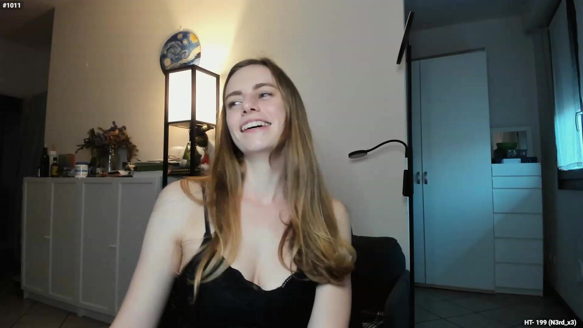 Gallery image thumbnail from Personage's myfreecams stream on, 11/20/2023, 15:58 image 1 of 20