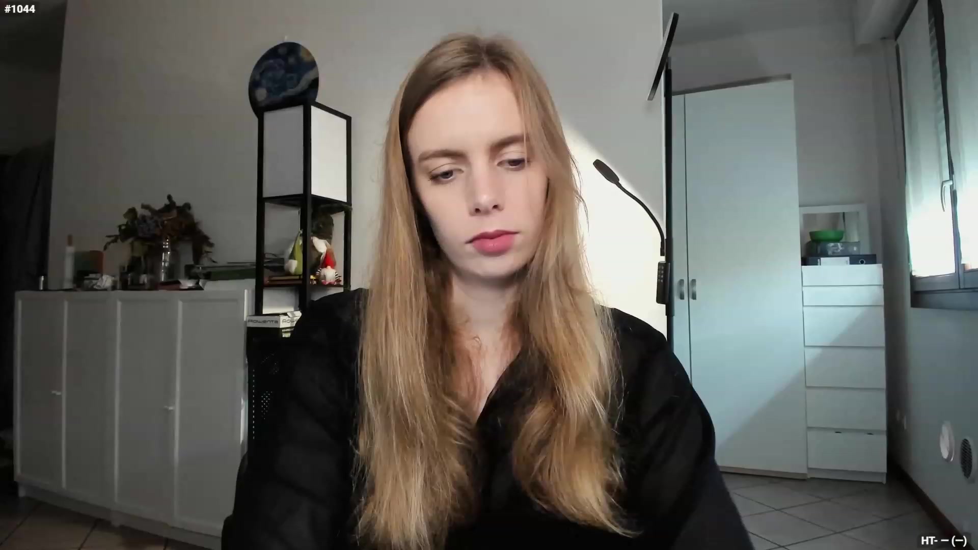 Gallery image thumbnail from Personage's myfreecams stream on, 11/21/2023, 13:02 image 5 of 20