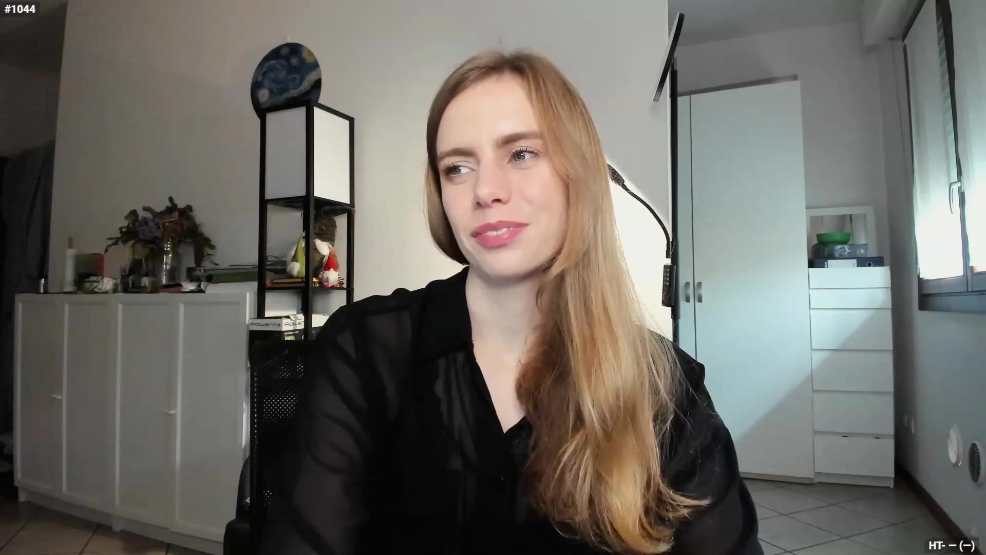 Gallery image thumbnail from Personage's myfreecams stream on, 11/21/2023, 13:02 image 12 of 20