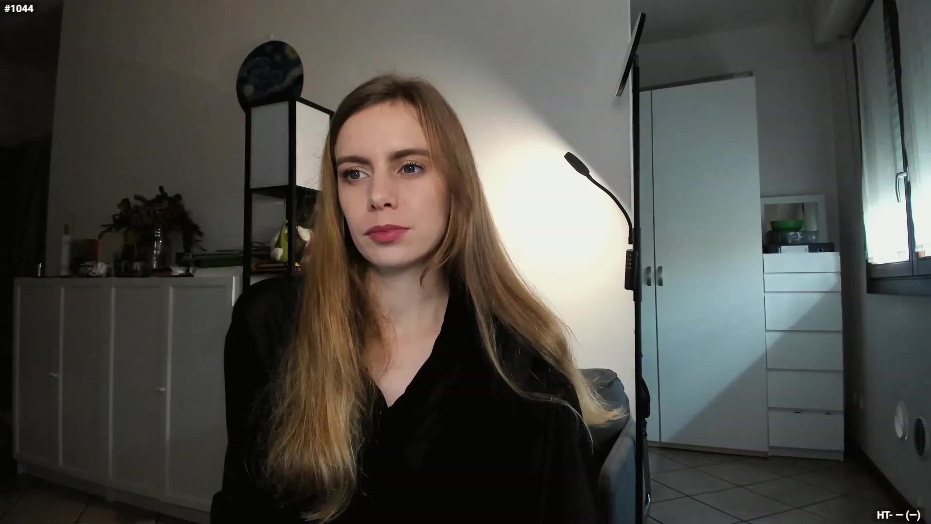 Gallery image thumbnail from Personage's myfreecams stream on, 11/21/2023, 13:02 image 9 of 20