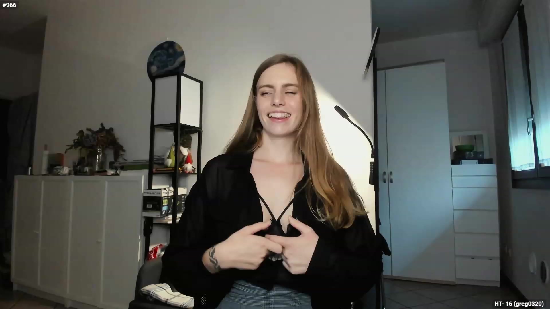 Gallery image thumbnail from Personage's myfreecams stream on, 11/21/2023, 15:01 image 19 of 20