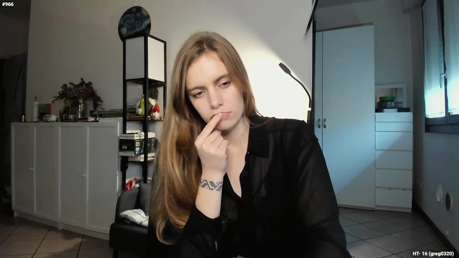 Gallery image thumbnail from Personage's myfreecams stream on, 11/21/2023, 15:01 image 13 of 20