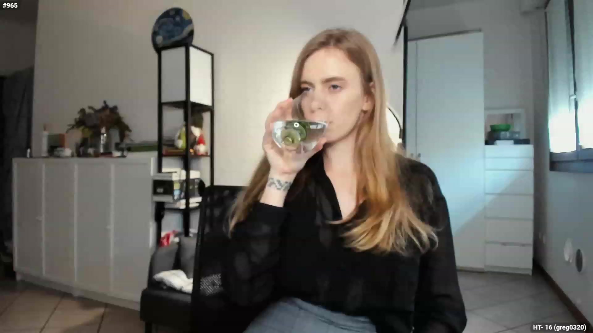 Gallery image thumbnail from Personage's myfreecams stream on, 11/21/2023, 15:01 image 11 of 20