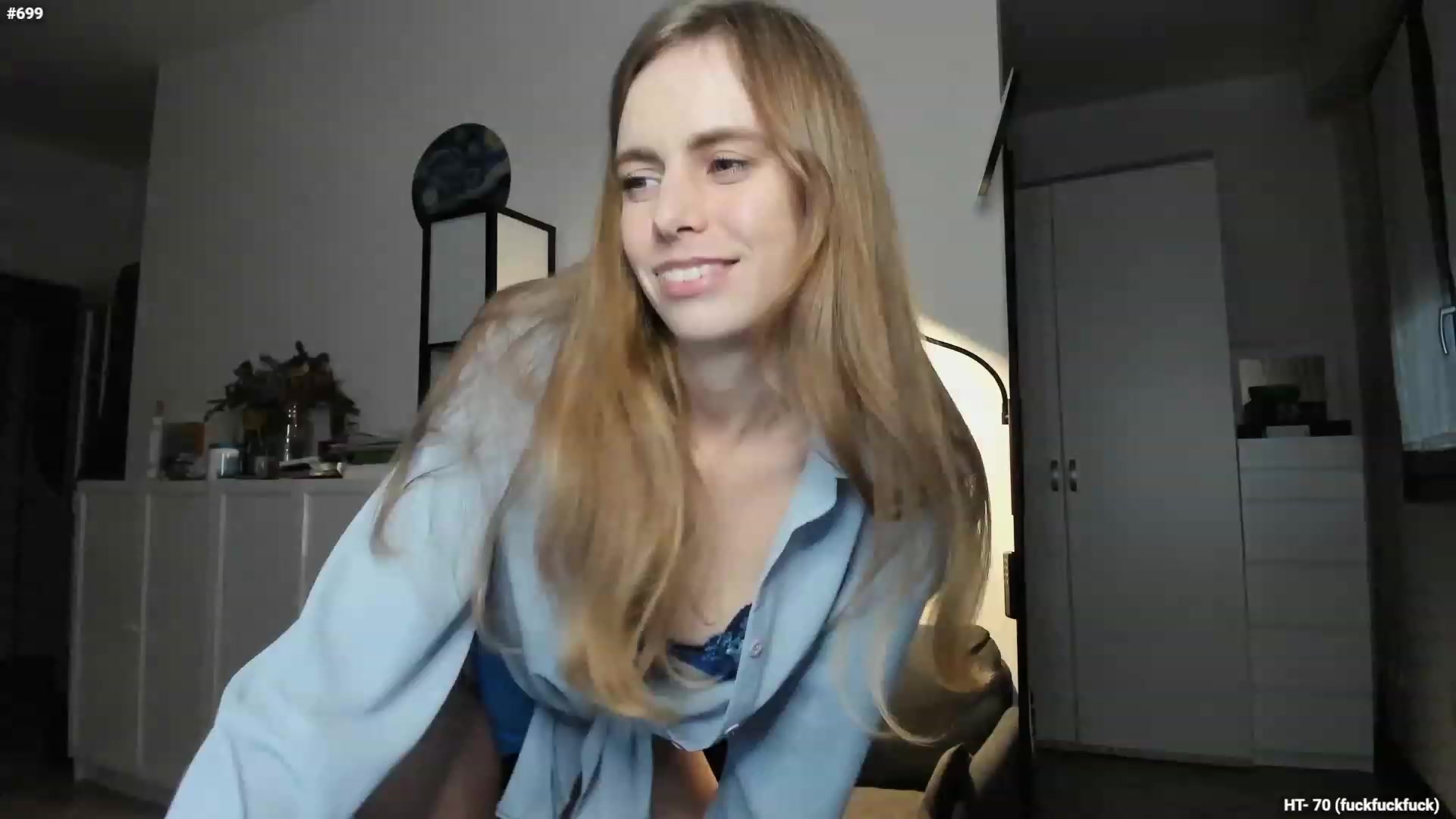 Gallery image thumbnail from Personage's myfreecams stream on, 11/23/2023, 17:07 image 6 of 20