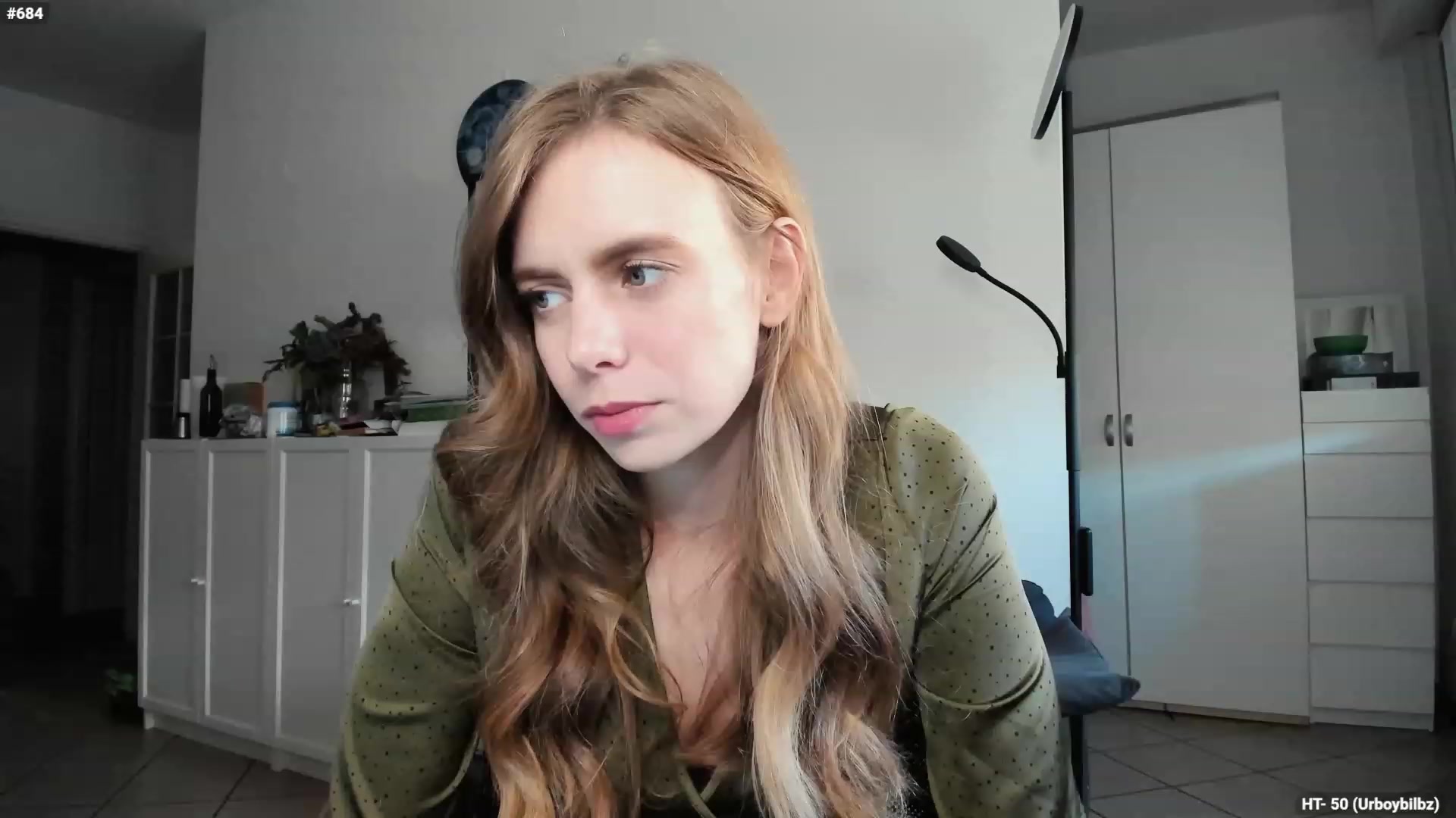 Gallery image thumbnail from Personage's myfreecams stream on, 11/25/2023, 14:17 image 14 of 20