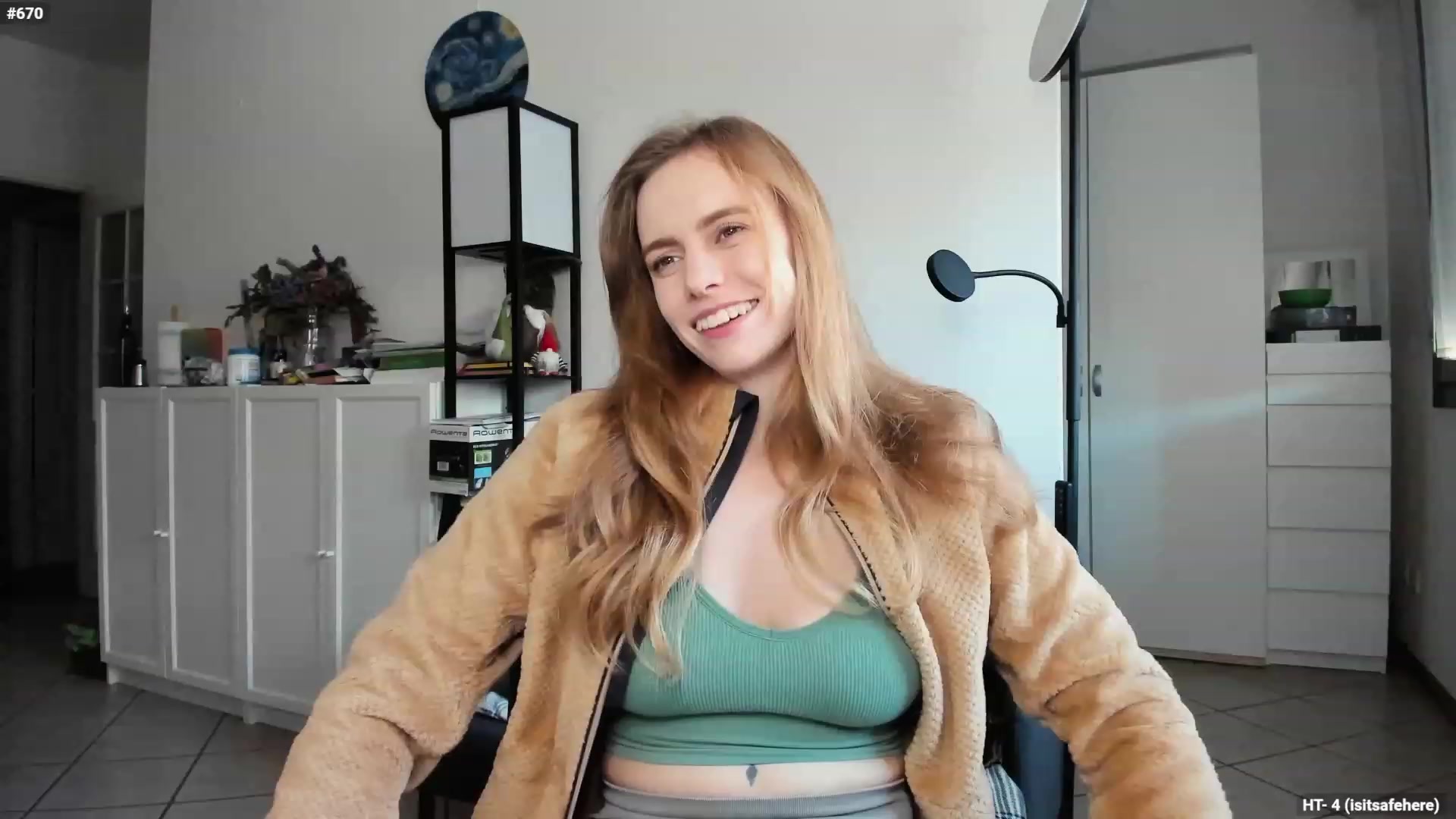 Gallery image thumbnail from Personage's myfreecams stream on, 11/26/2023, 14:46 image 11 of 20