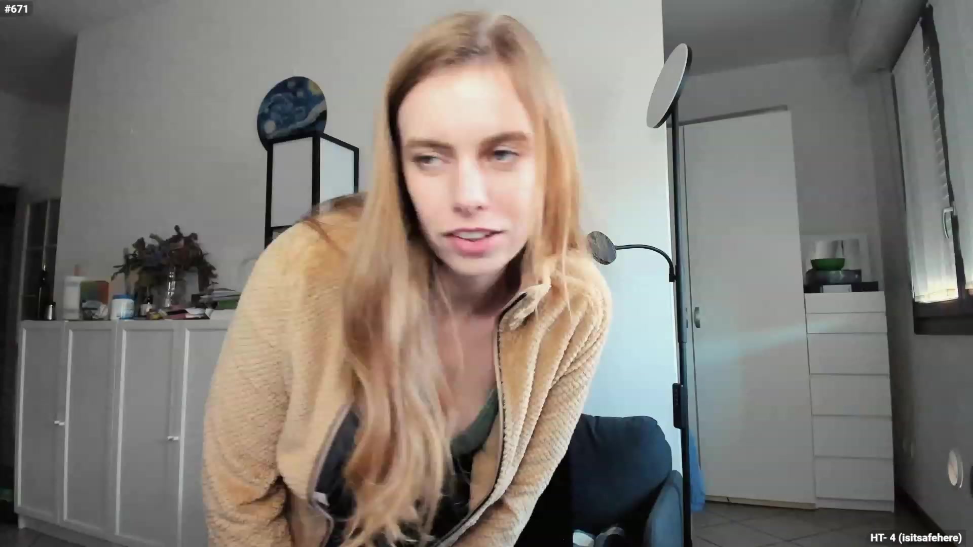 Gallery image thumbnail from Personage's myfreecams stream on, 11/26/2023, 14:46 image 17 of 20