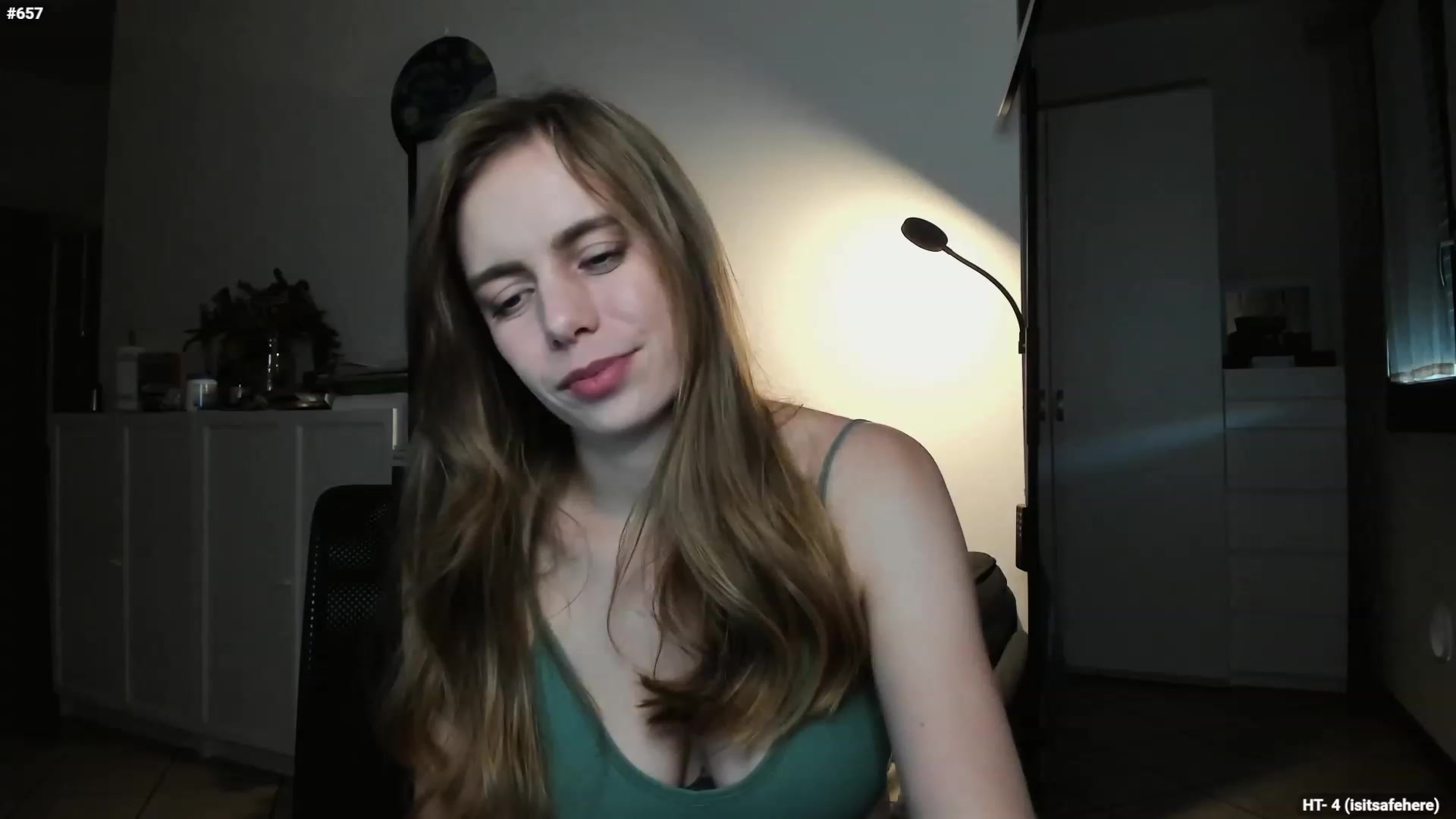 Gallery image thumbnail from Personage's myfreecams stream on, 11/26/2023, 16:01 image 4 of 20