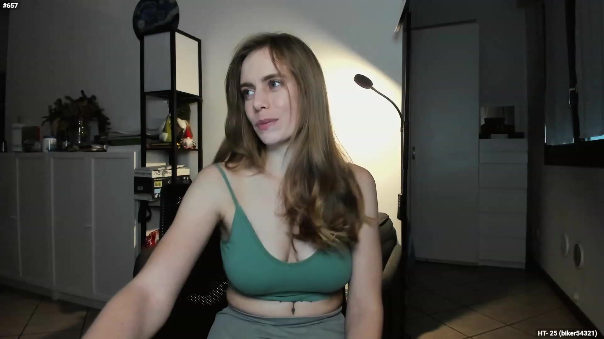 Gallery image thumbnail from Personage's myfreecams stream on, 11/26/2023, 16:01 image 16 of 20