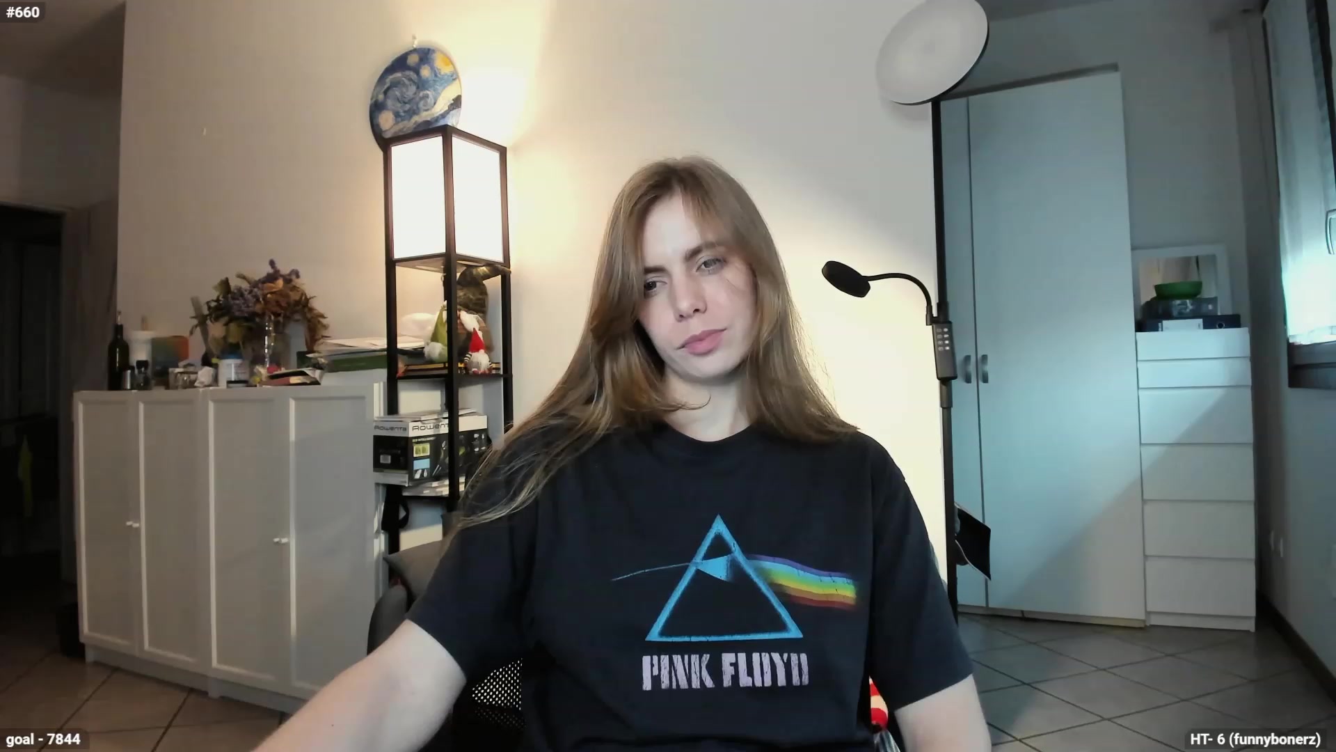 Gallery image thumbnail from Personage's myfreecams stream on, 11/27/2023, 14:21 image 17 of 20