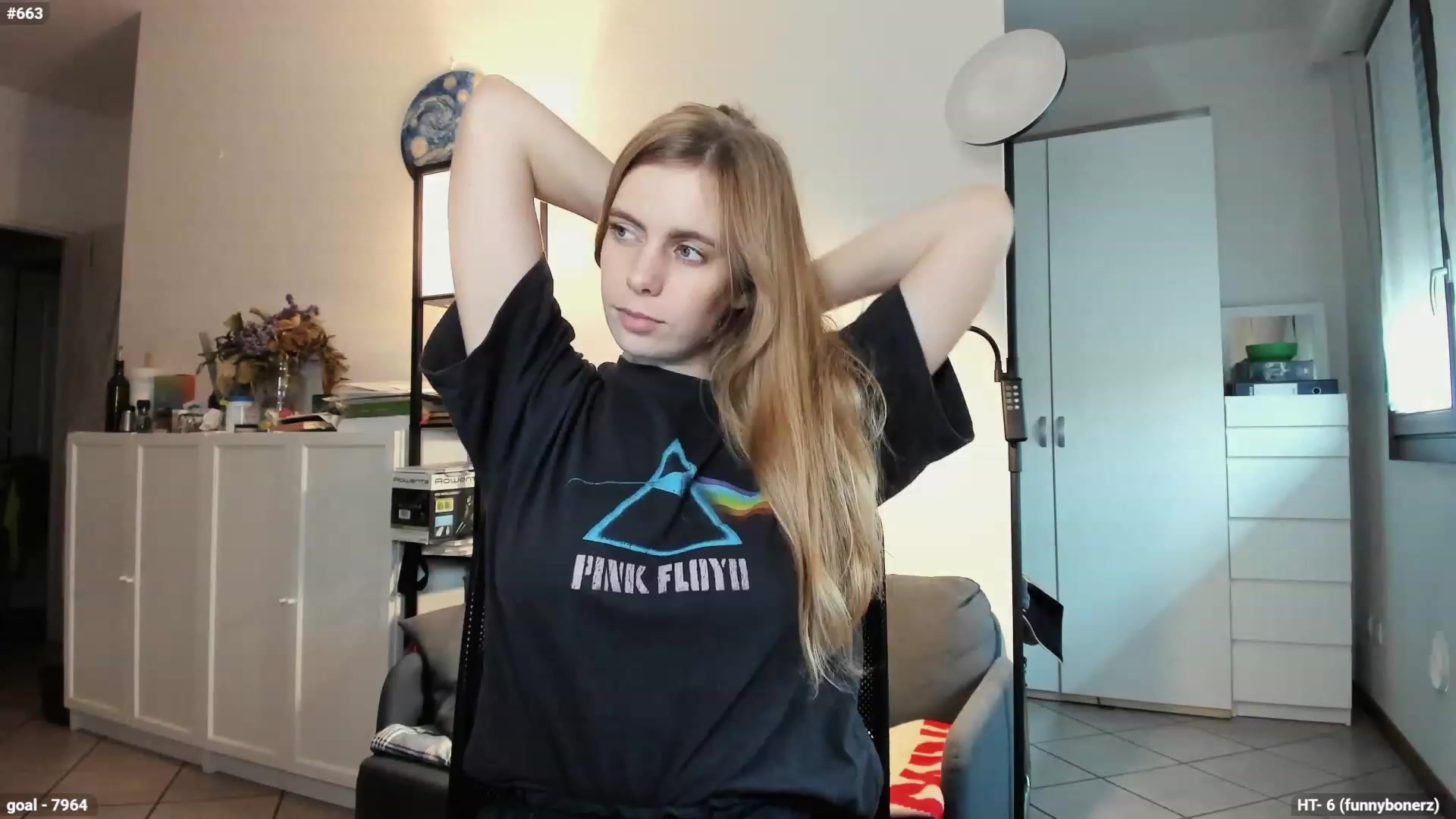 Gallery image thumbnail from Personage's myfreecams stream on, 11/27/2023, 14:21 image 7 of 20