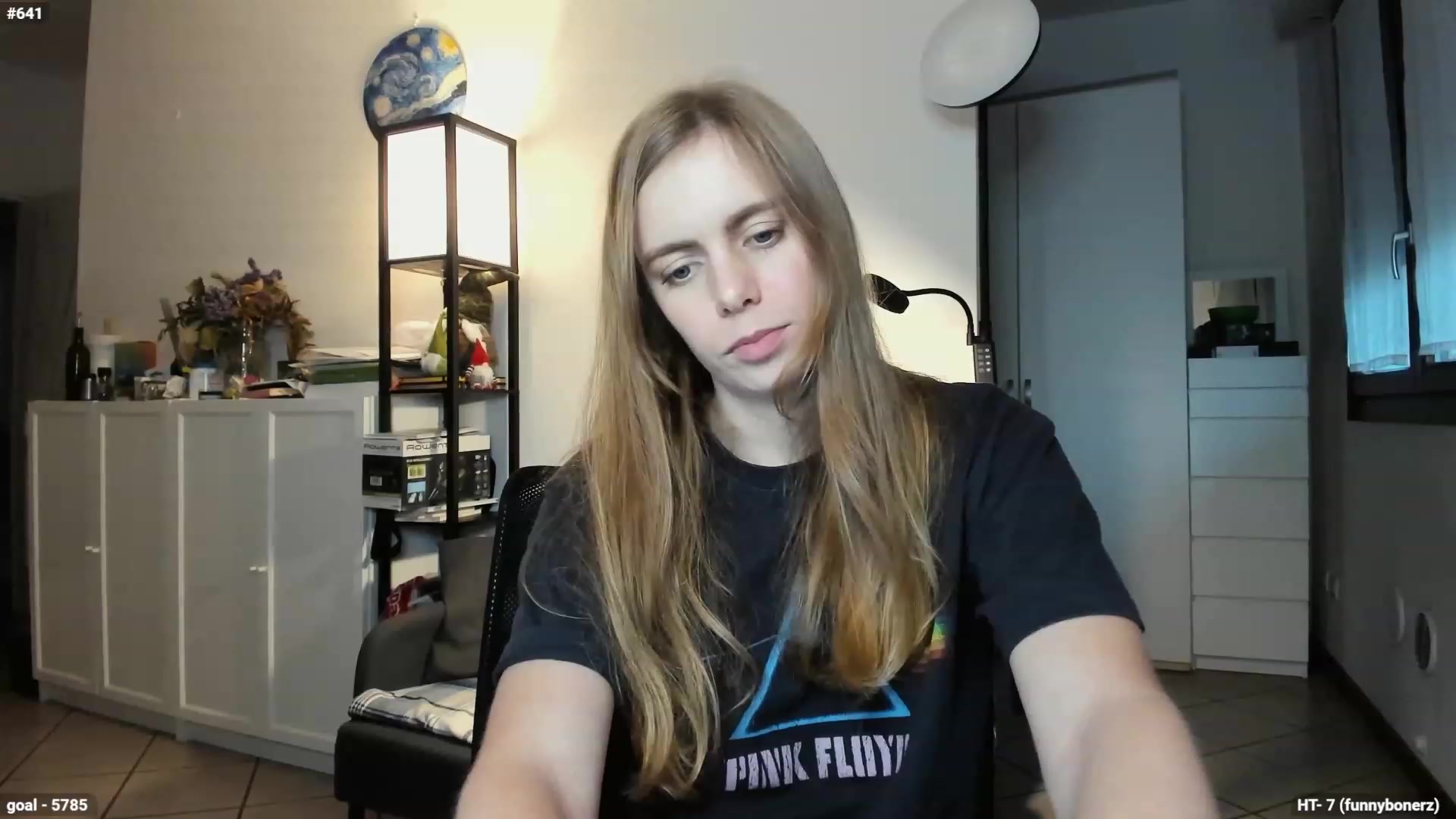 Gallery image thumbnail from Personage's myfreecams stream on, 11/27/2023, 15:33 image 18 of 20