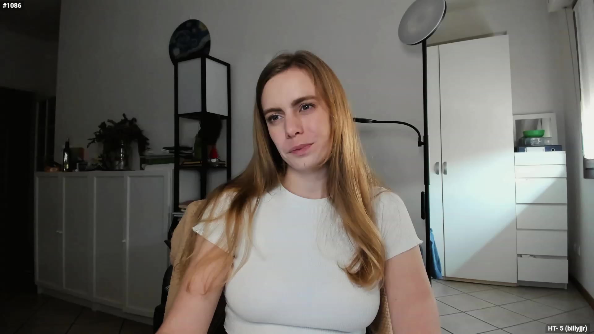 Gallery image thumbnail from Personage's myfreecams stream on, 12/01/2023, 13:14 image 16 of 20