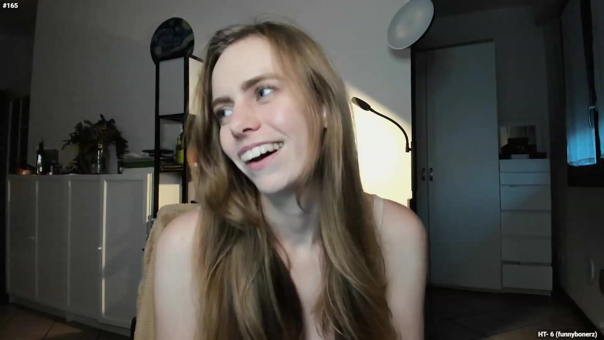 Gallery image thumbnail from Personage's myfreecams stream on, 12/01/2023, 16:09 image 10 of 20