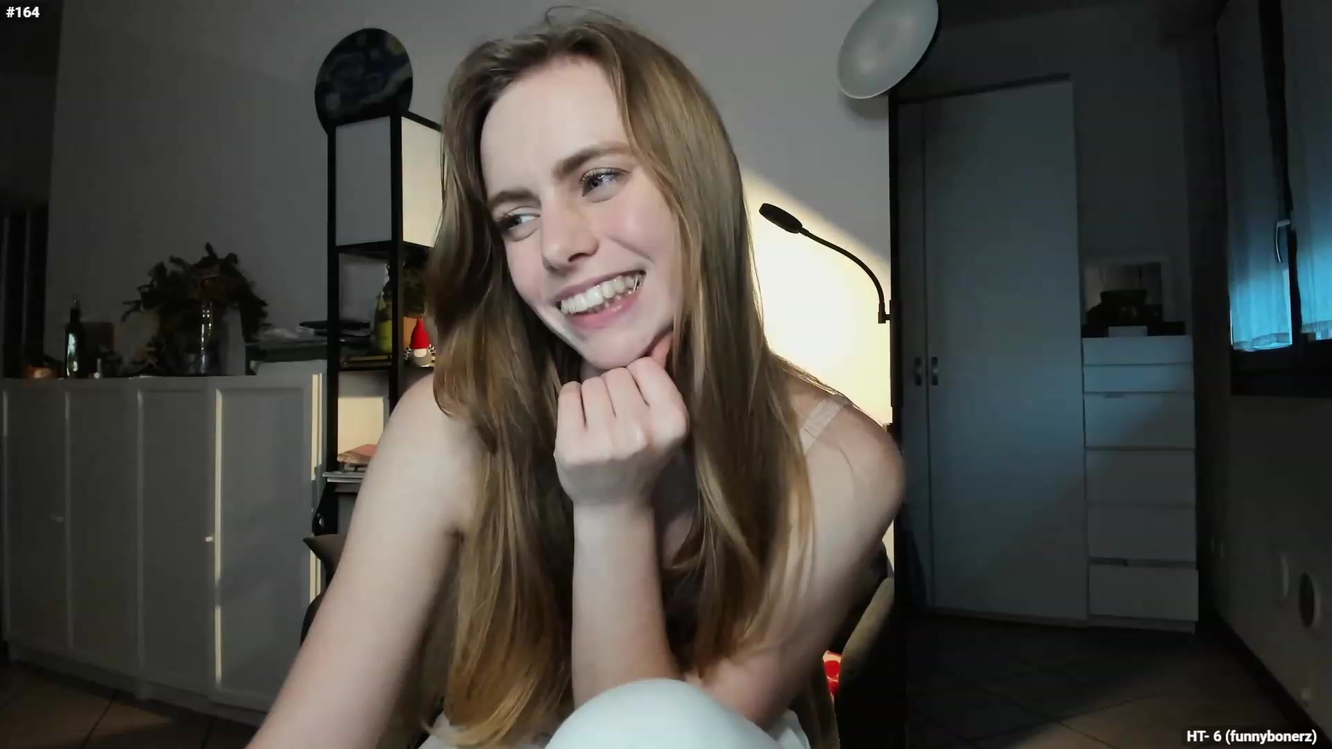 Gallery image thumbnail from Personage's myfreecams stream on, 12/01/2023, 16:09 image 8 of 20