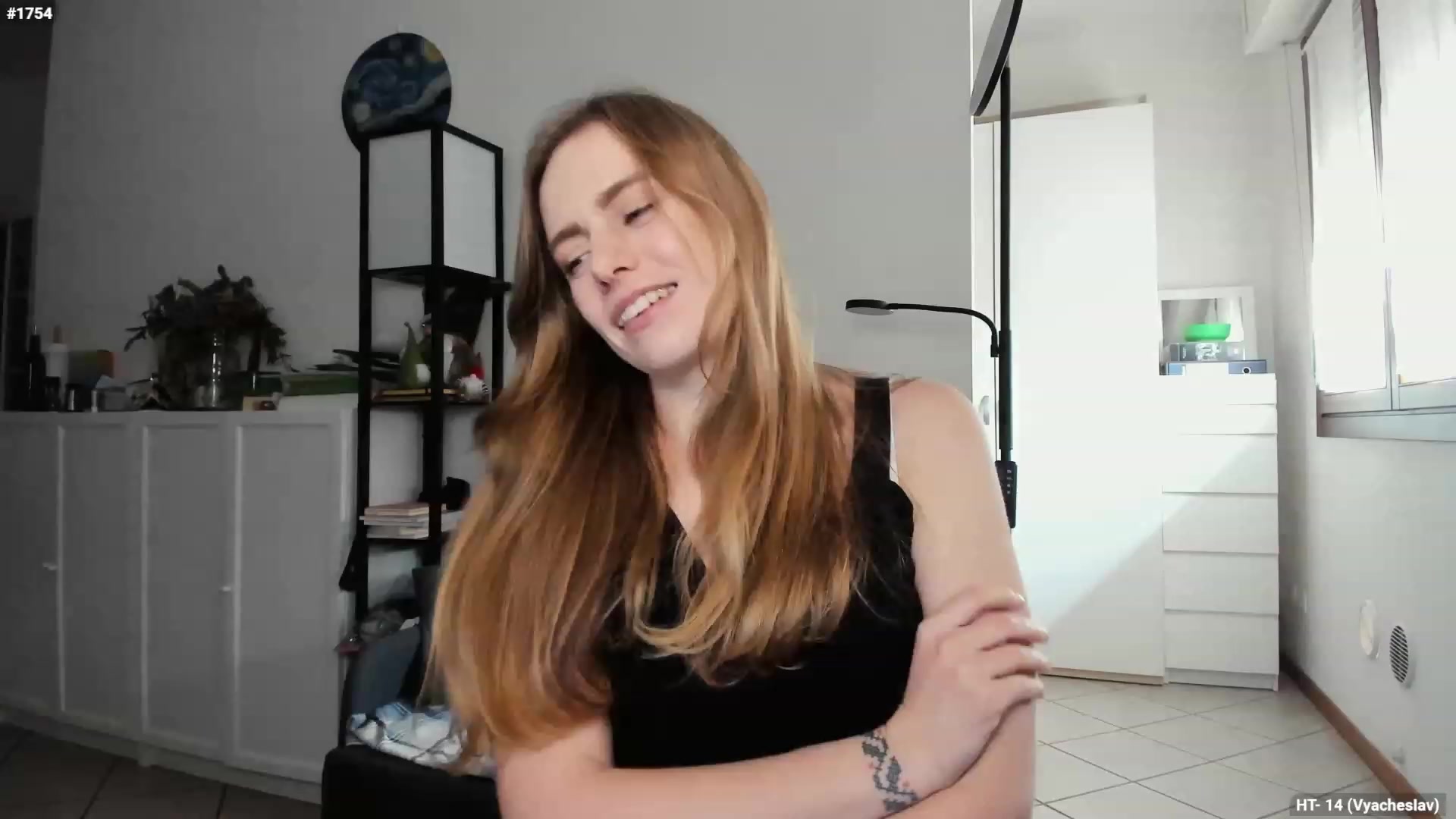 Gallery image thumbnail from Personage's myfreecams stream on, 12/05/2023, 13:37 image 9 of 20