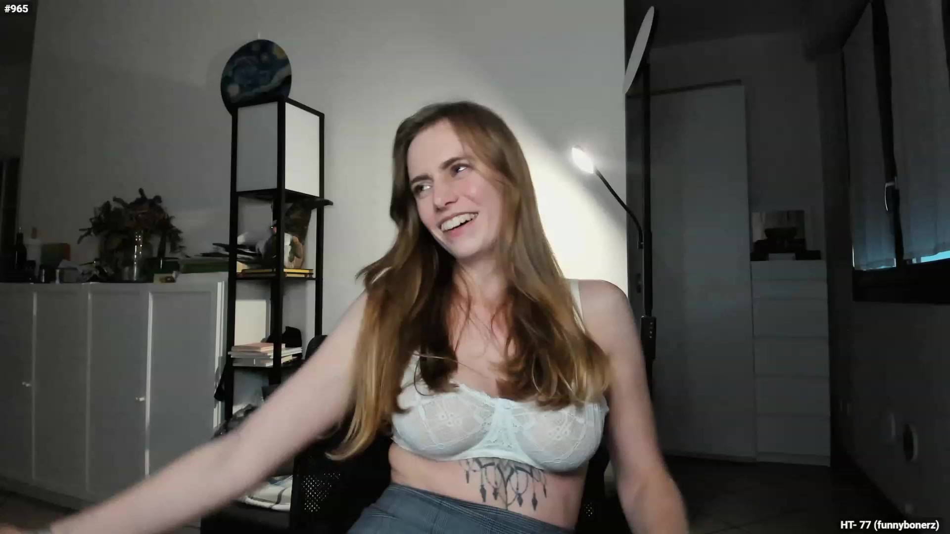 Gallery image thumbnail from Personage's myfreecams stream on, 12/05/2023, 15:40 image 1 of 20
