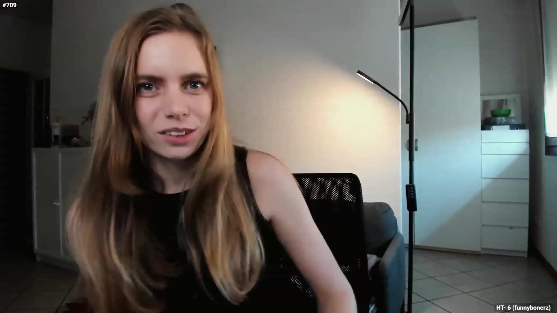 Gallery image thumbnail from Personage's myfreecams stream on, 12/07/2023, 13:59 image 18 of 20