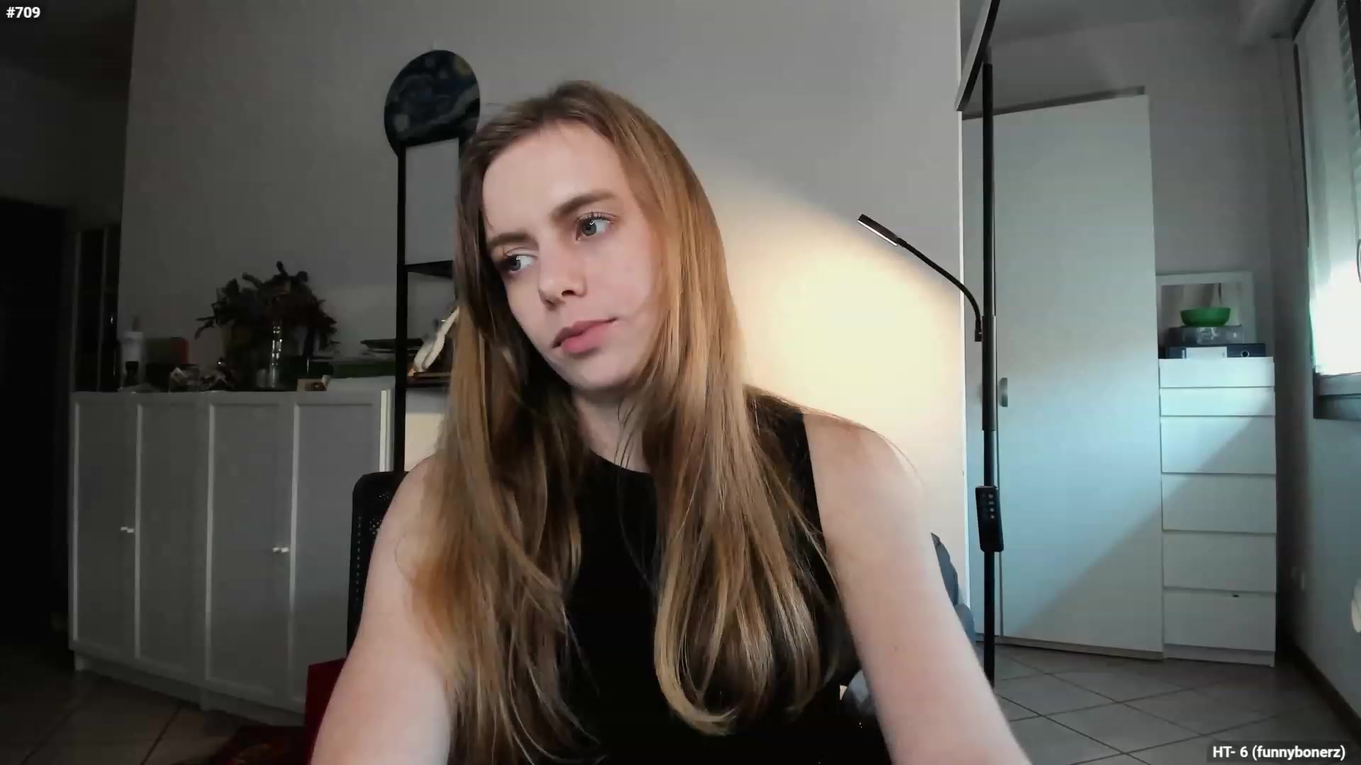 Gallery image thumbnail from Personage's myfreecams stream on, 12/07/2023, 14:16 image 19 of 20
