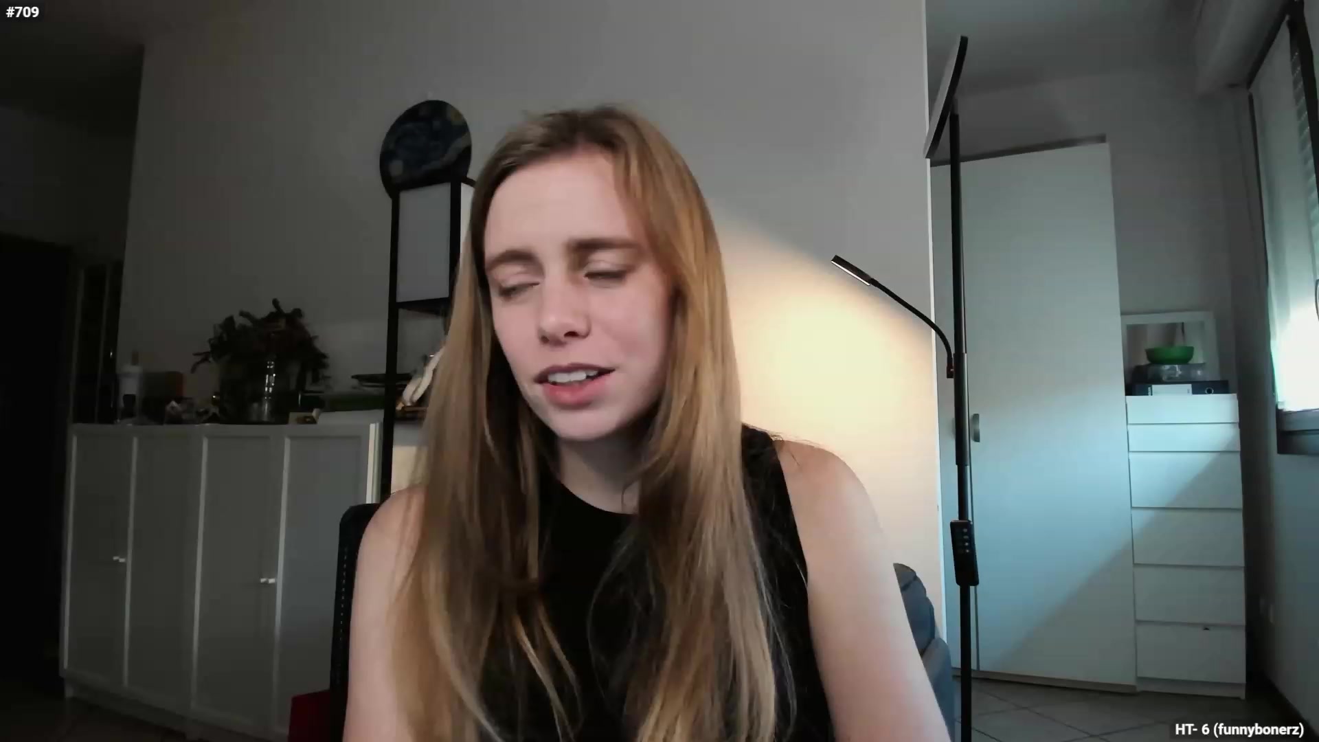 Gallery image thumbnail from Personage's myfreecams stream on, 12/07/2023, 14:16 image 10 of 20