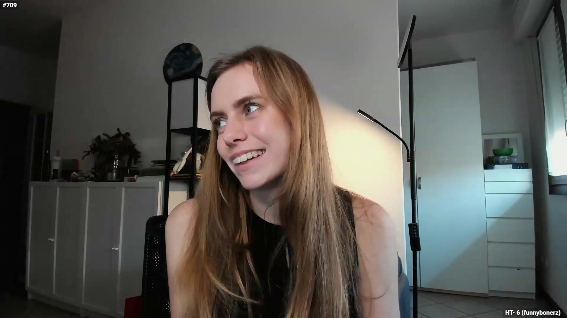 Gallery image thumbnail from Personage's myfreecams stream on, 12/07/2023, 14:16 image 8 of 20