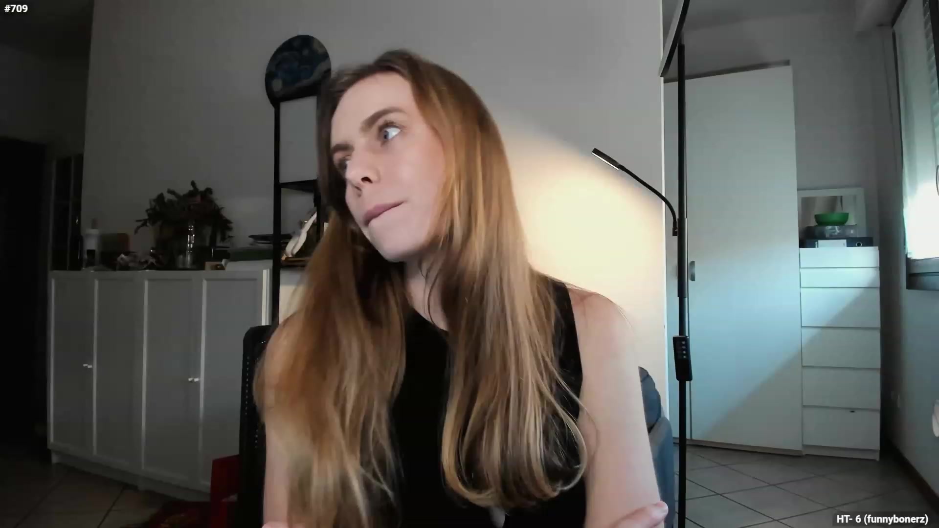 Gallery image thumbnail from Personage's myfreecams stream on, 12/07/2023, 14:16 image 17 of 20