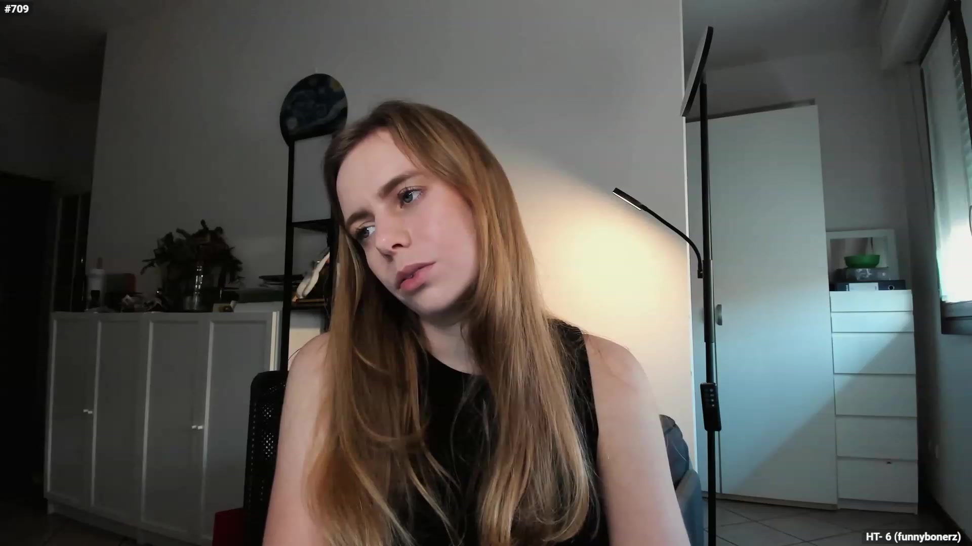 Gallery image thumbnail from Personage's myfreecams stream on, 12/07/2023, 14:16 image 12 of 20