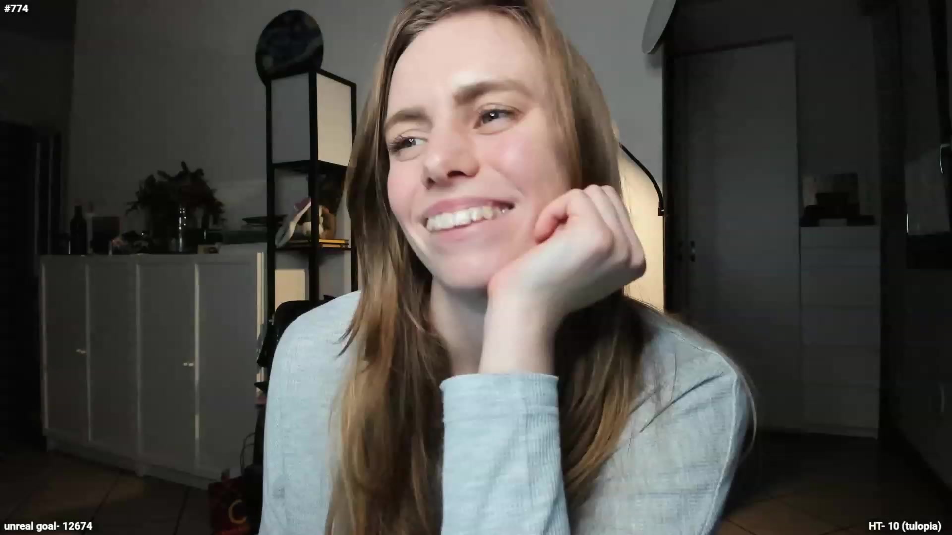 Gallery image thumbnail from Personage's myfreecams stream on, 12/09/2023, 17:00 image 17 of 20