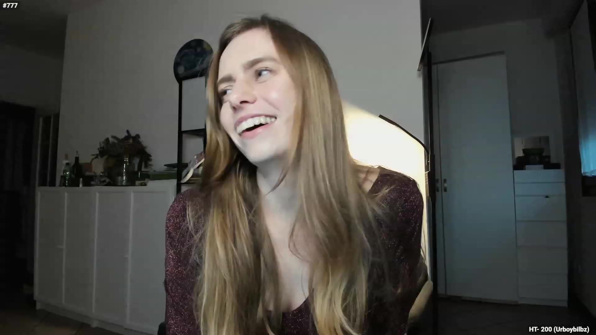 Gallery image thumbnail from Personage's myfreecams stream on, 12/11/2023, 15:22 image 16 of 20