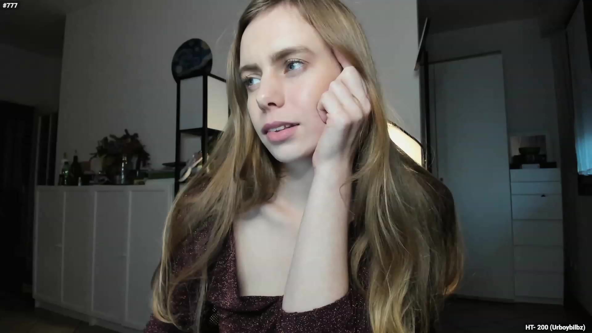Gallery image thumbnail from Personage's myfreecams stream on, 12/11/2023, 15:22 image 15 of 20