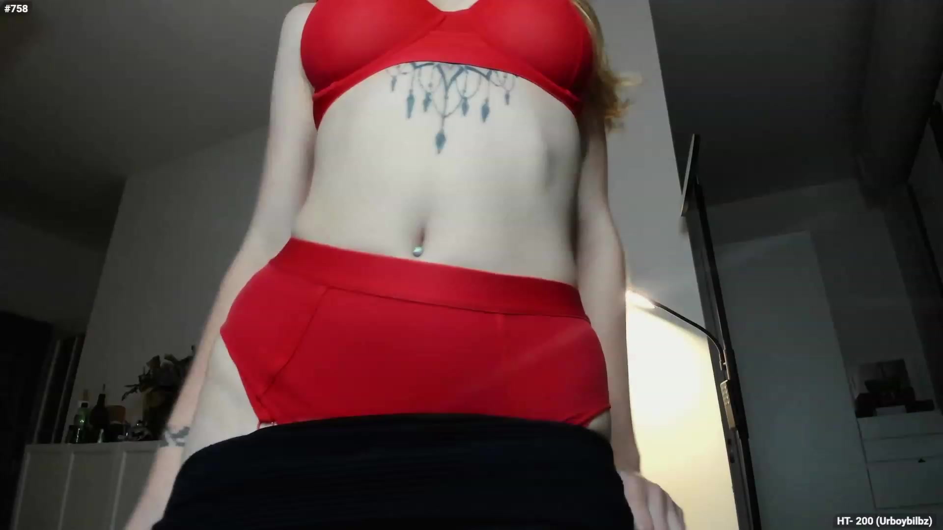 Gallery image thumbnail from Personage's myfreecams stream on, 12/11/2023, 16:28 image 15 of 20