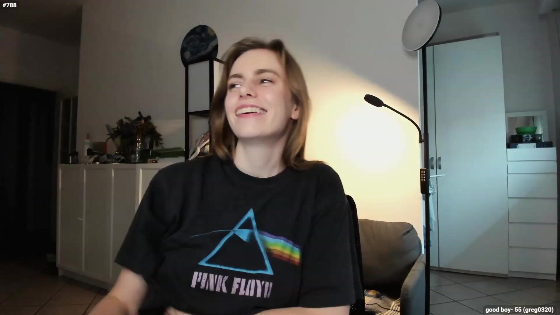 Gallery image thumbnail from Personage's myfreecams stream on, 12/13/2023, 14:08 image 15 of 20