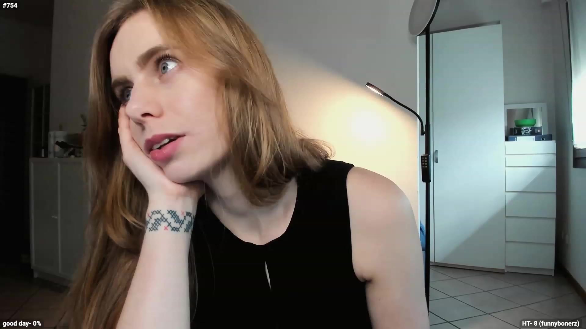 Gallery image thumbnail from Personage's myfreecams stream on, 12/14/2023, 14:37 image 15 of 20