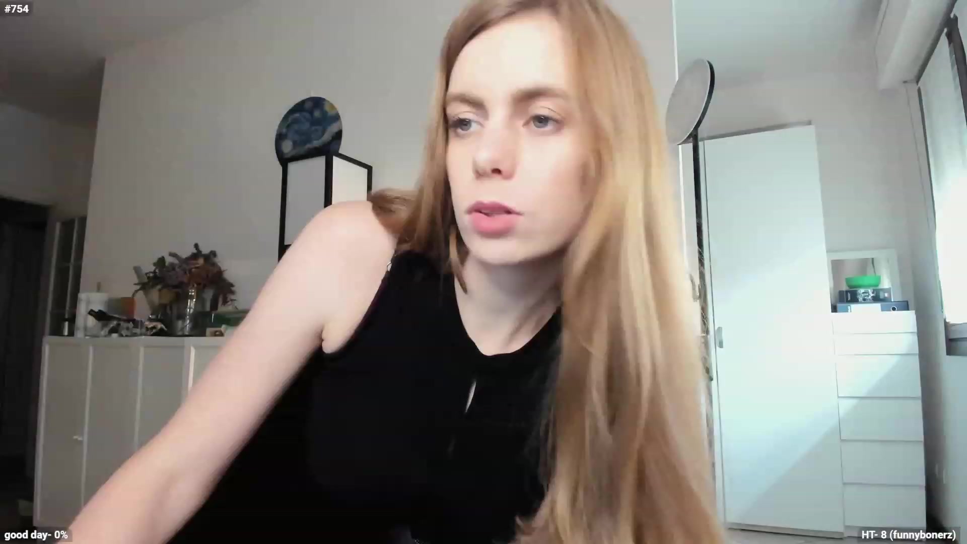 Gallery image thumbnail from Personage's myfreecams stream on, 12/14/2023, 14:37 image 16 of 20
