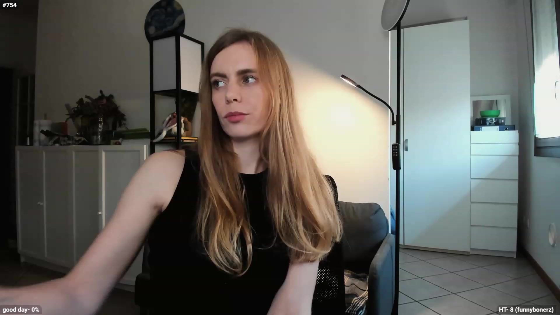 Gallery image thumbnail from Personage's myfreecams stream on, 12/14/2023, 14:37 image 18 of 20