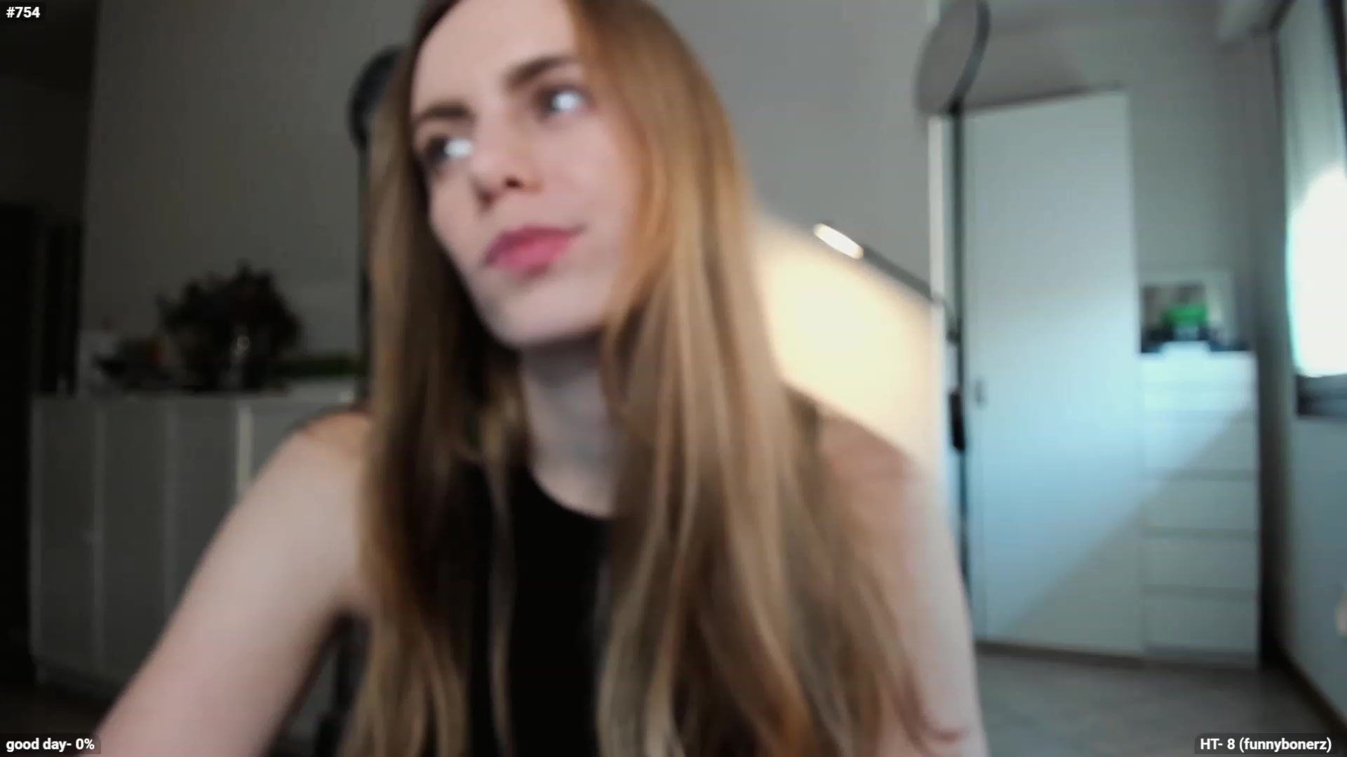 Gallery image thumbnail from Personage's myfreecams stream on, 12/14/2023, 14:37 image 17 of 20