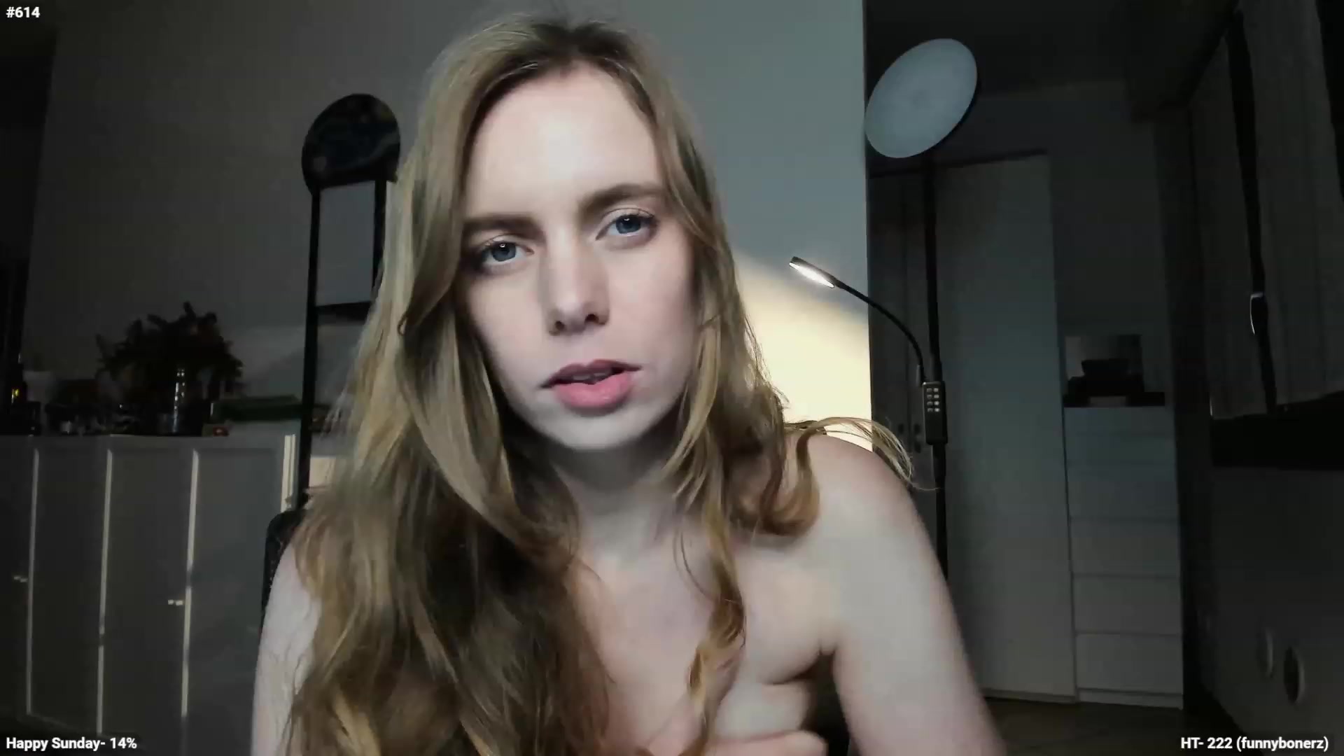 Gallery image thumbnail from Personage's myfreecams stream on, 12/17/2023, 17:00 image 20 of 20