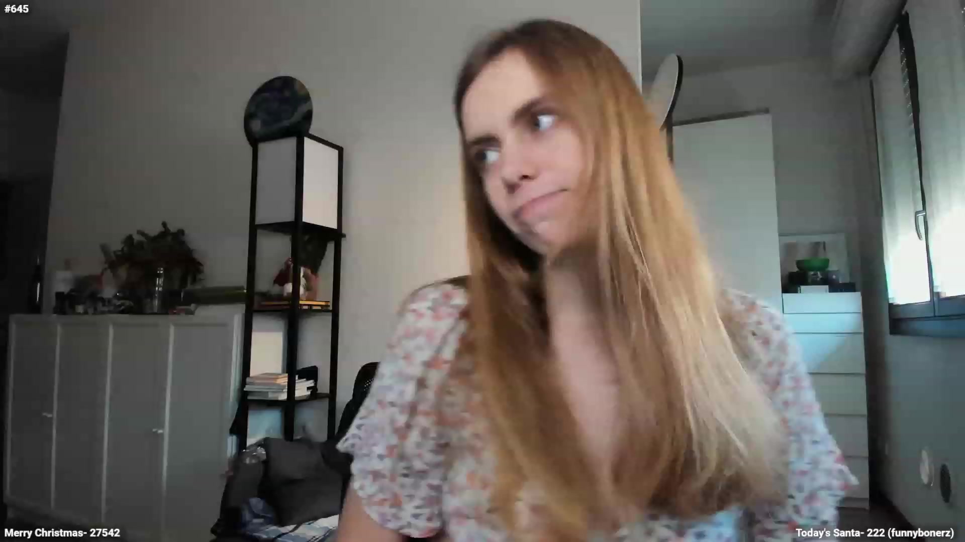 Gallery image thumbnail from Personage's myfreecams stream on, 12/18/2023, 14:04 image 14 of 20