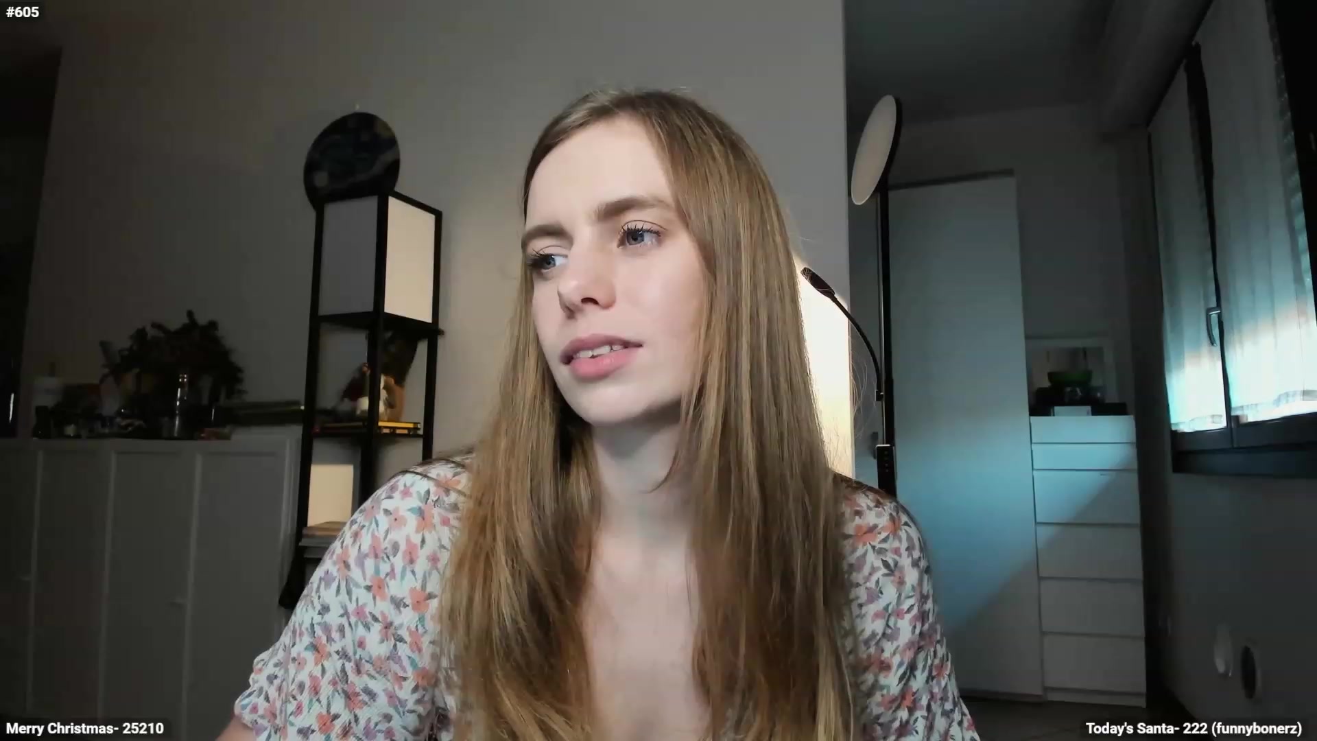 Gallery image thumbnail from Personage's myfreecams stream on, 12/18/2023, 15:56 image 8 of 20