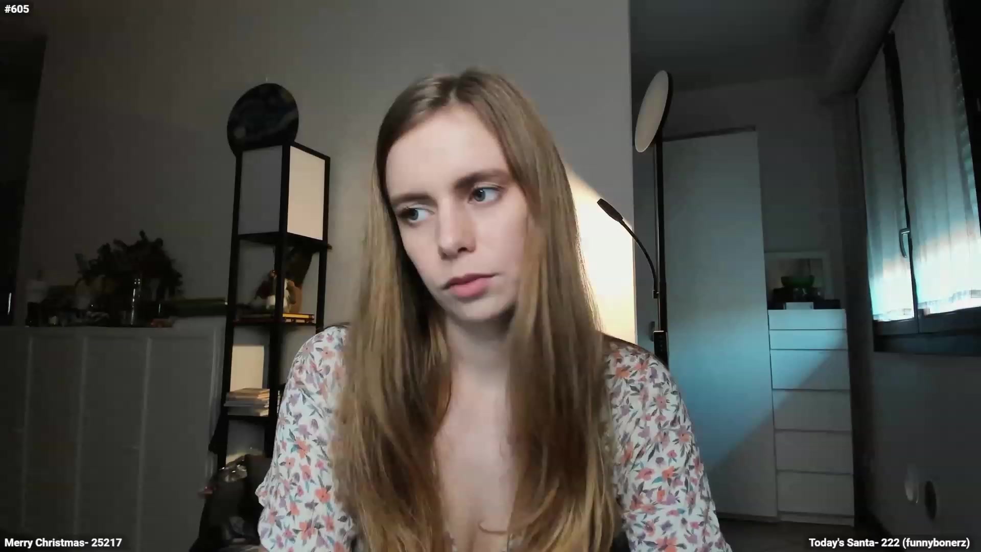 Gallery image thumbnail from Personage's myfreecams stream on, 12/18/2023, 15:56 image 7 of 20