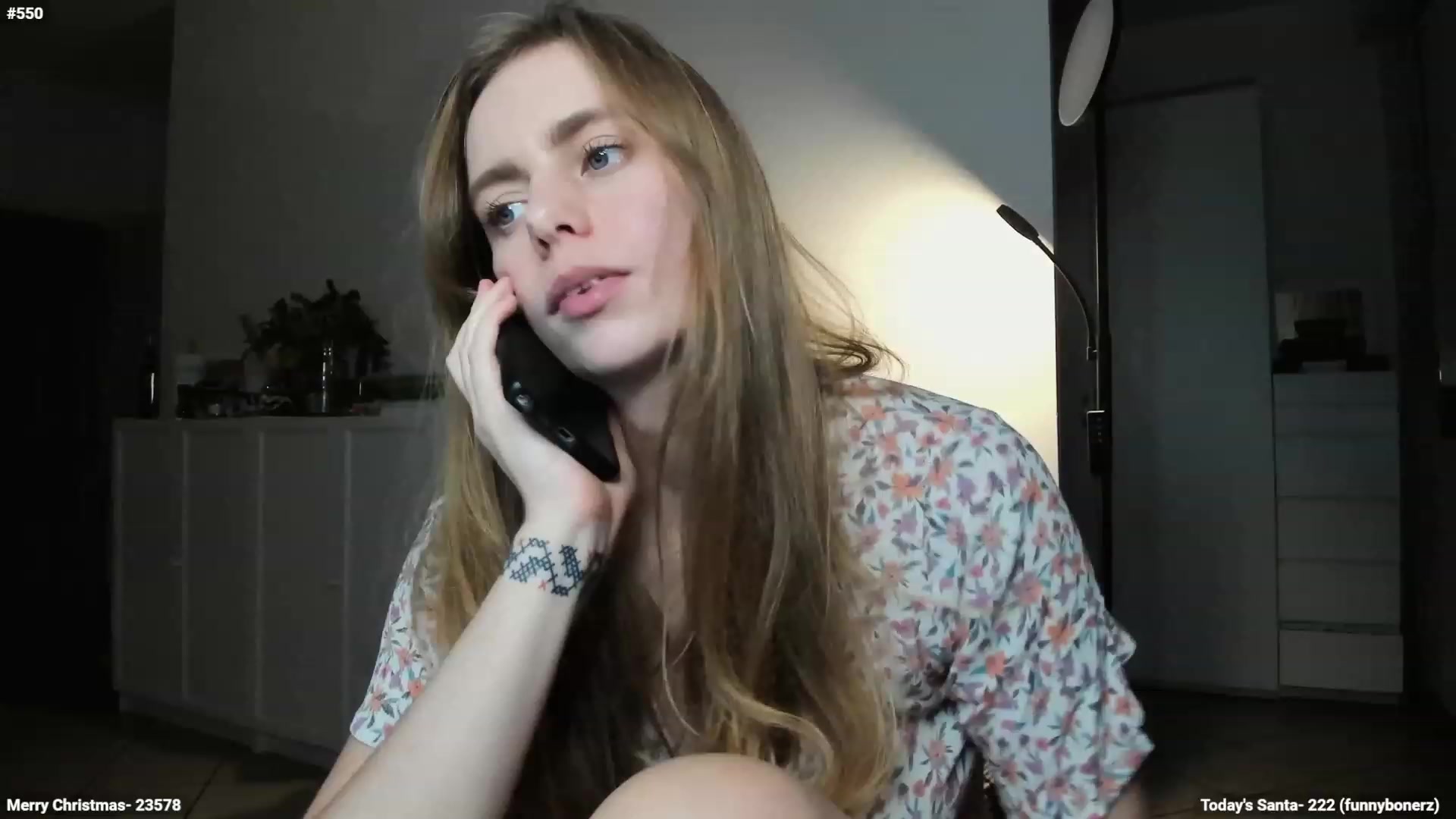 Gallery image thumbnail from Personage's myfreecams stream on, 12/18/2023, 16:57 image 2 of 20