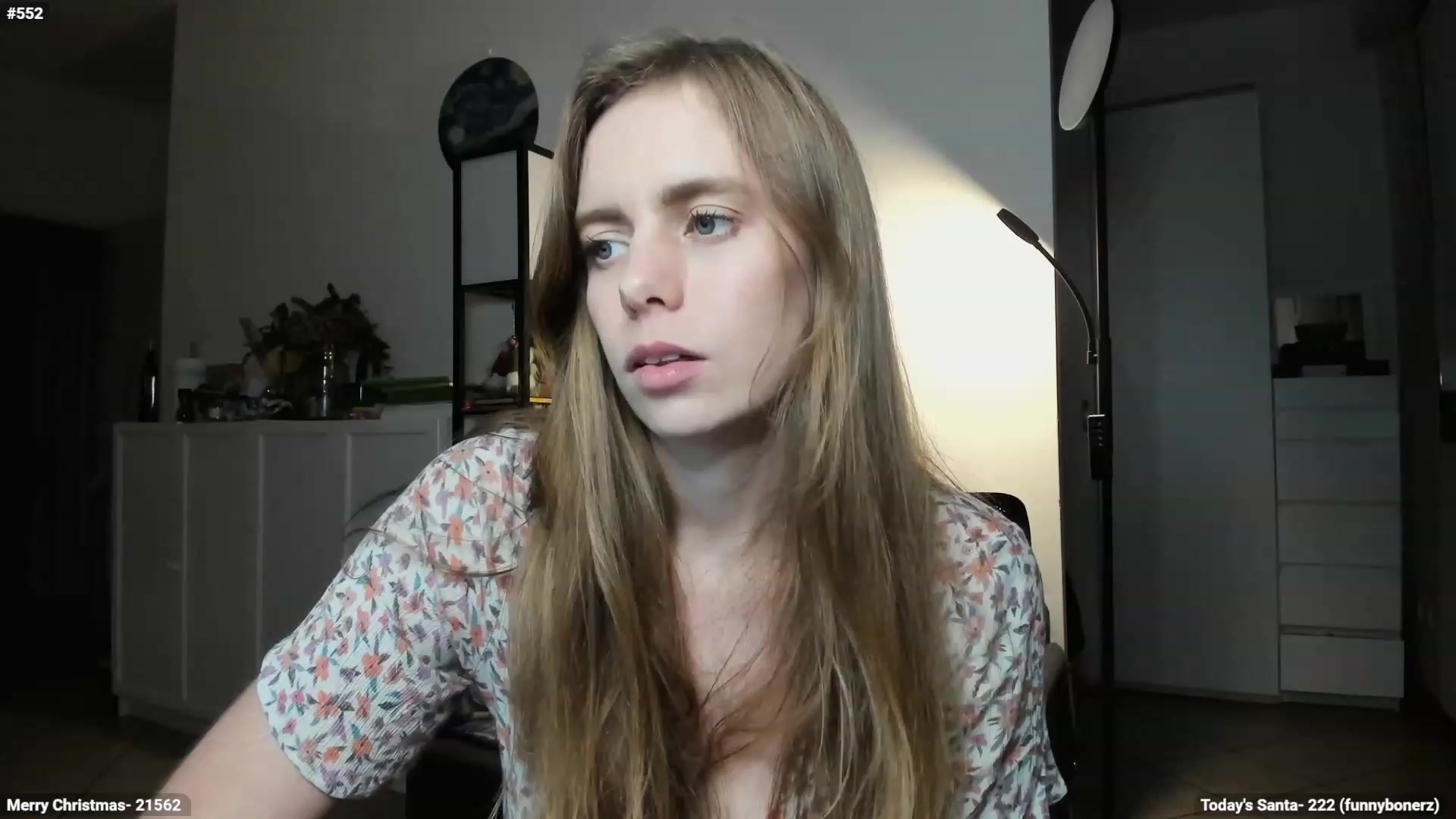 Gallery image thumbnail from Personage's myfreecams stream on, 12/18/2023, 16:57 image 18 of 20
